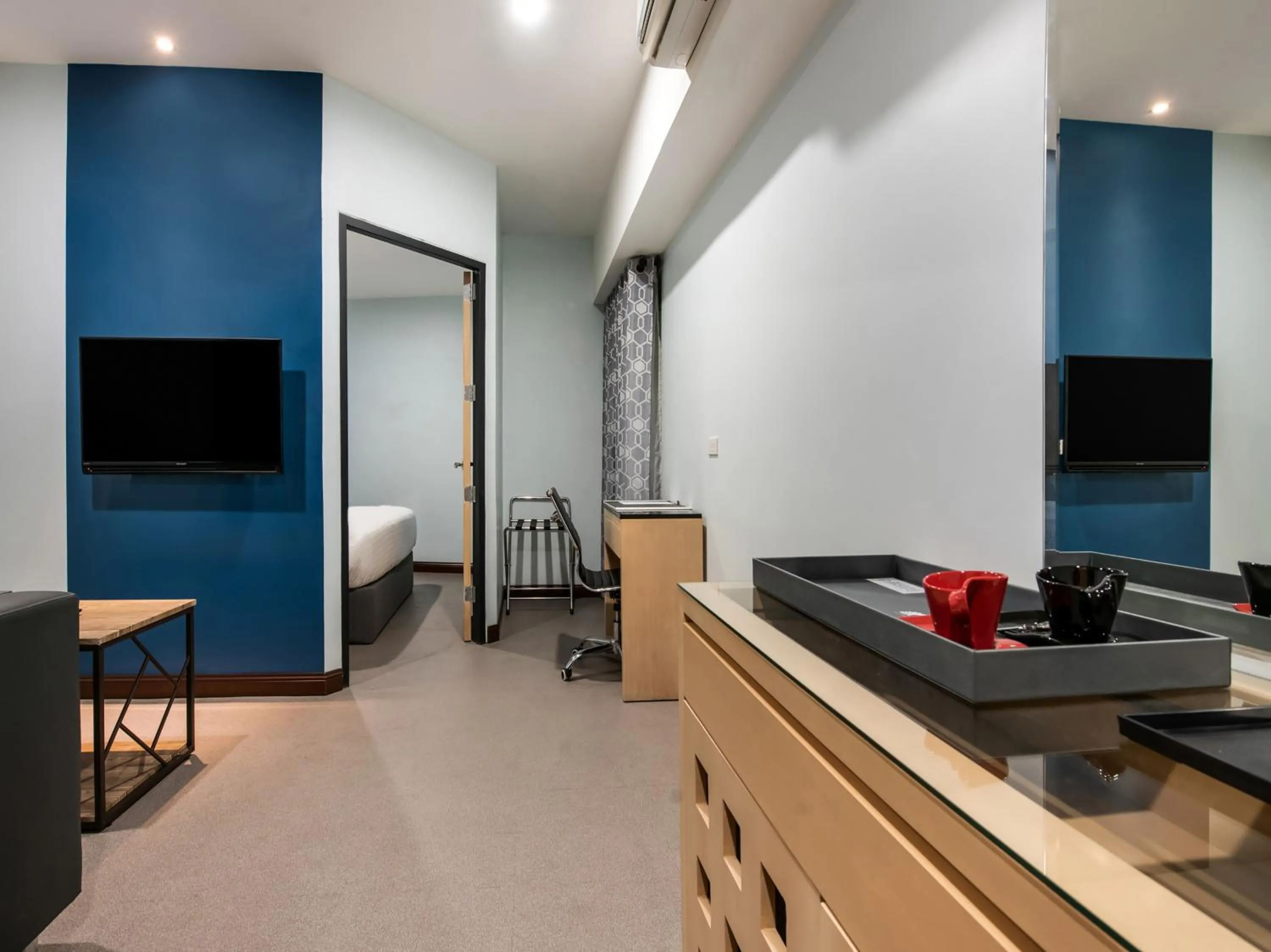 Bay Area Suites Manila