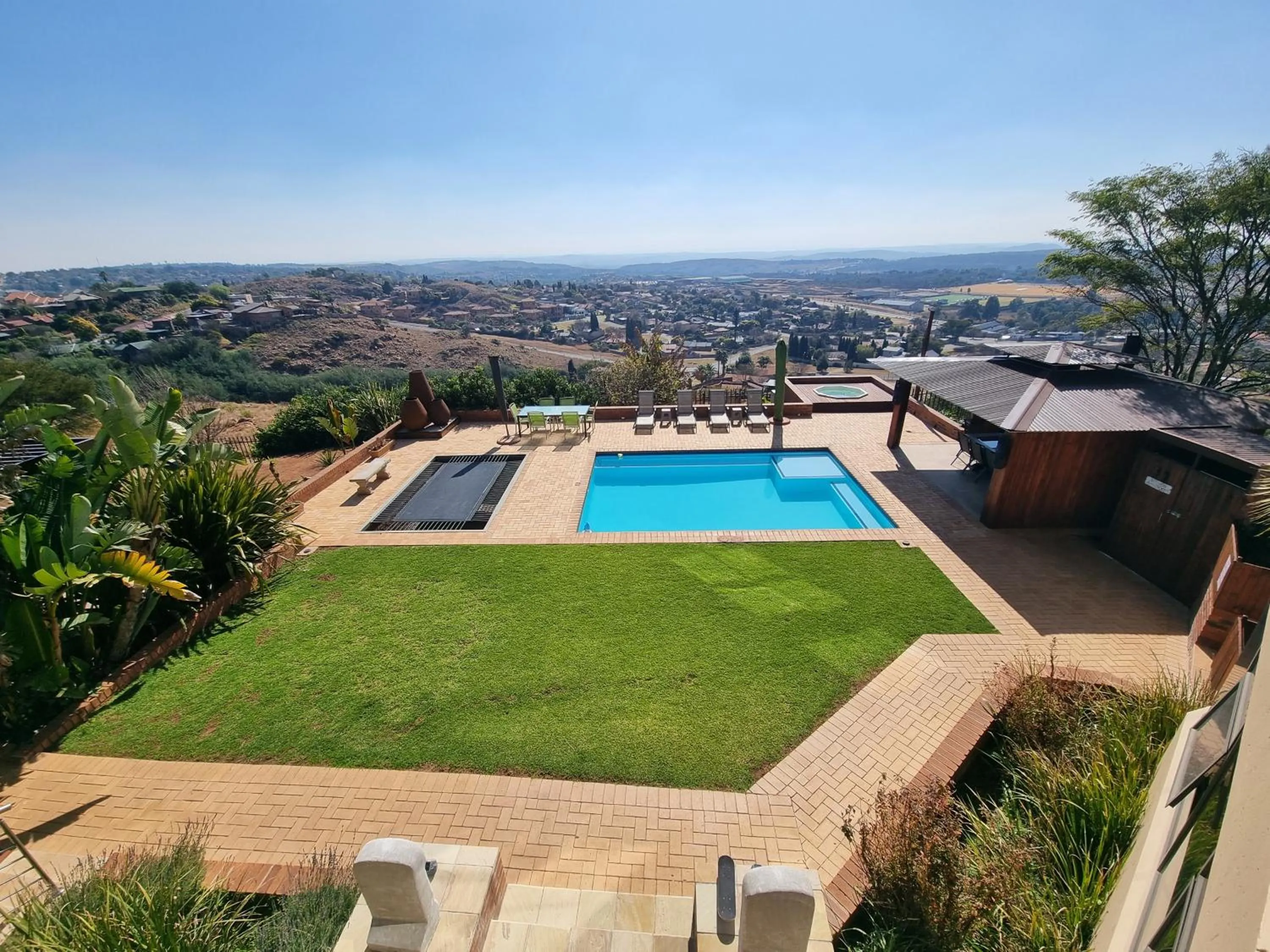 Garden in Weston Guest House Krugersdorp