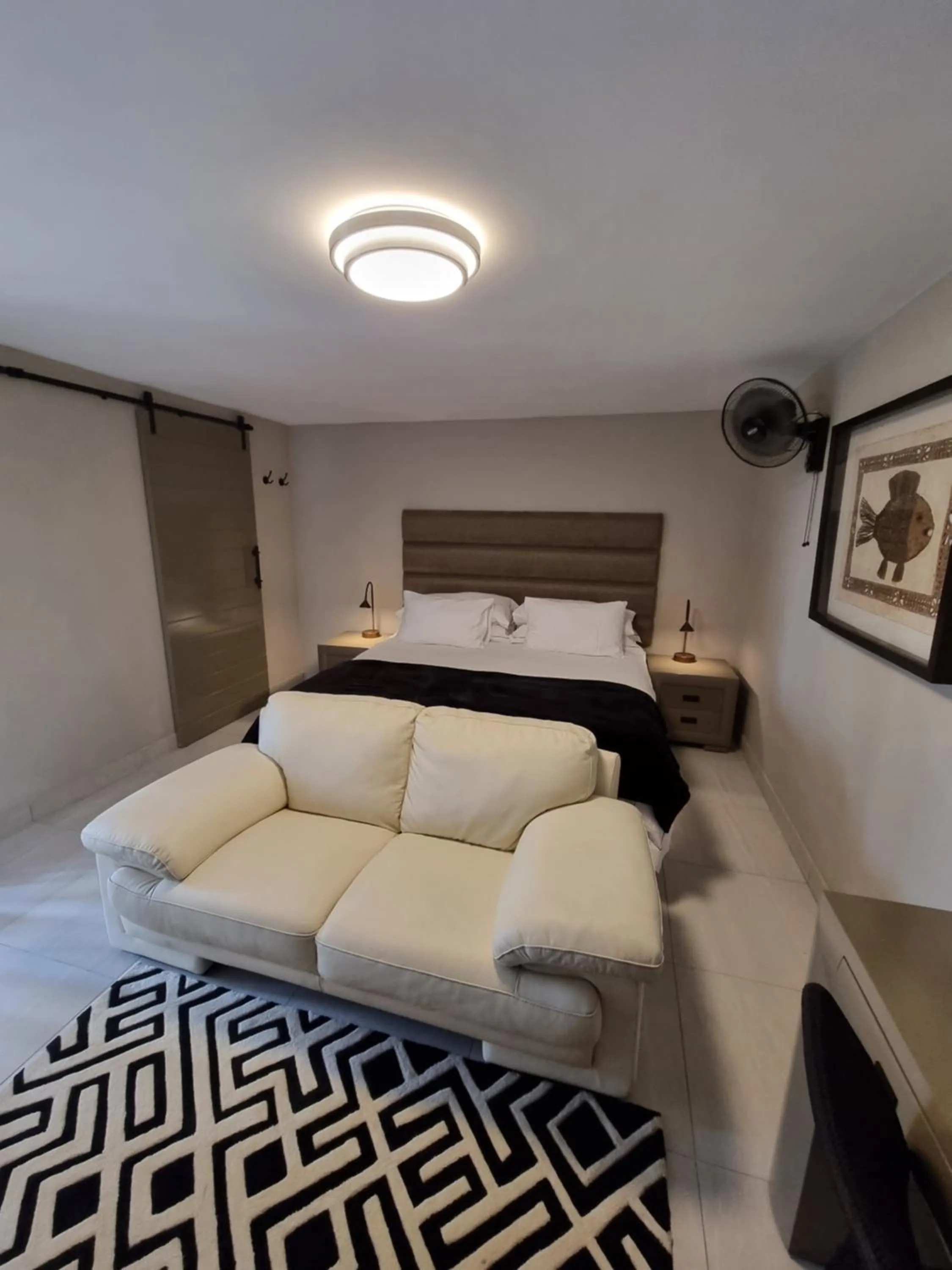 Photo of the whole room, Bed in Weston Guest House Krugersdorp