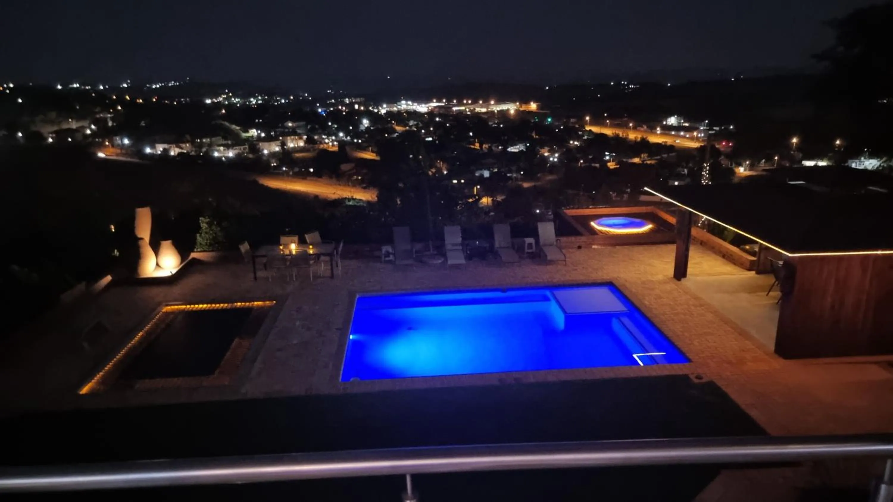 Hot Tub in Weston Guest House Krugersdorp