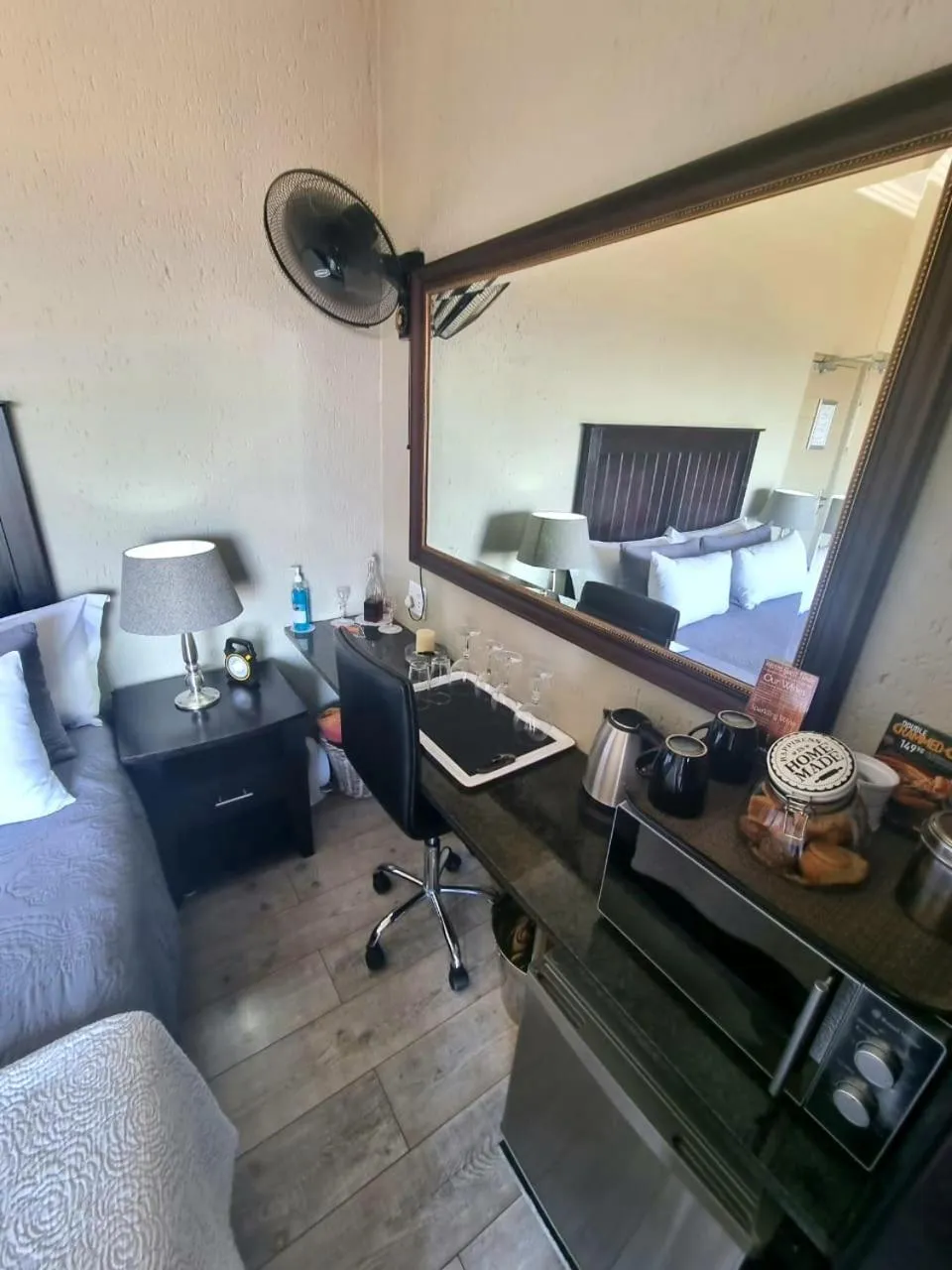 Coffee/tea facilities in Weston Guest House Krugersdorp