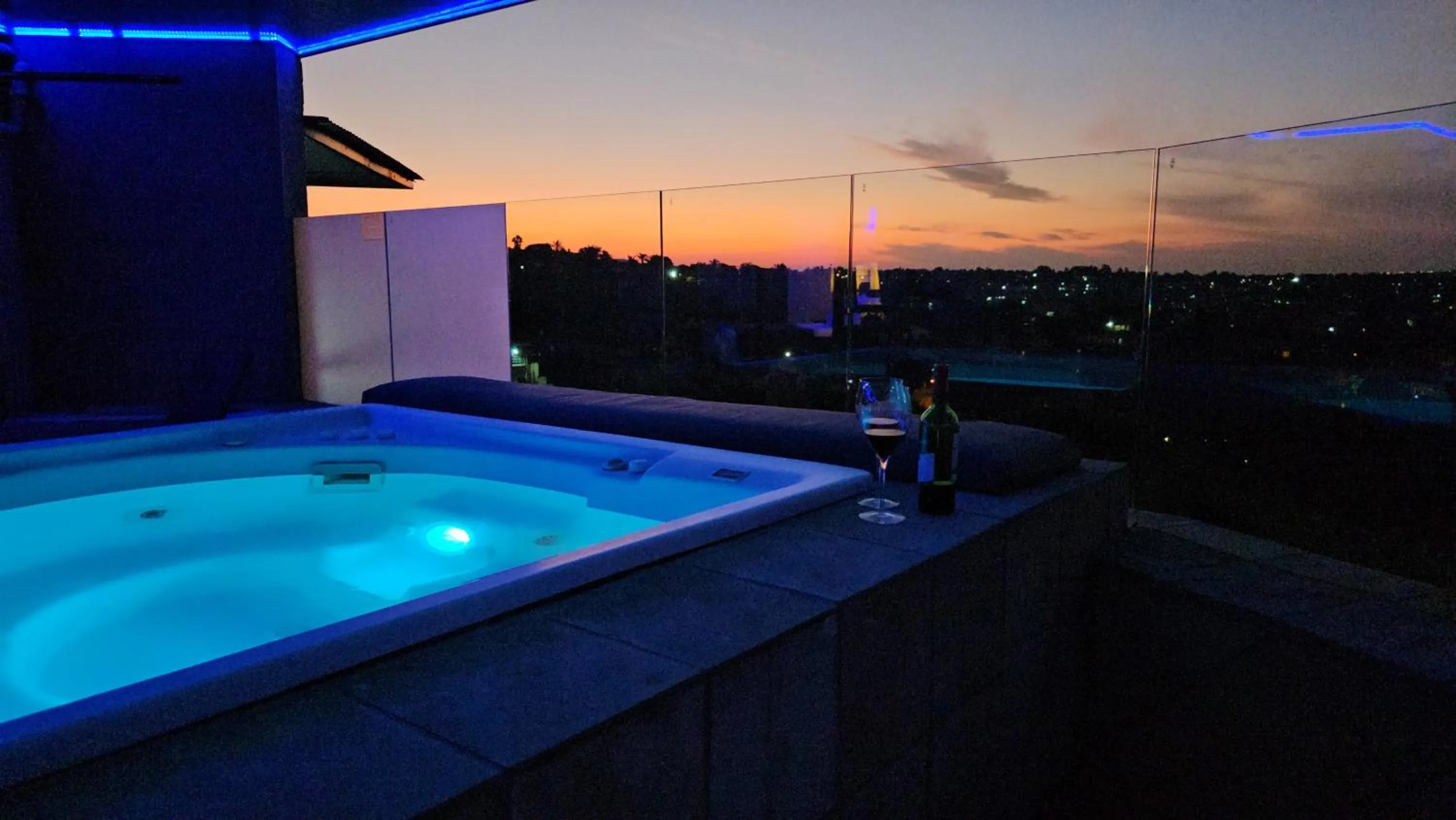 Hot Tub in Weston Guest House Krugersdorp