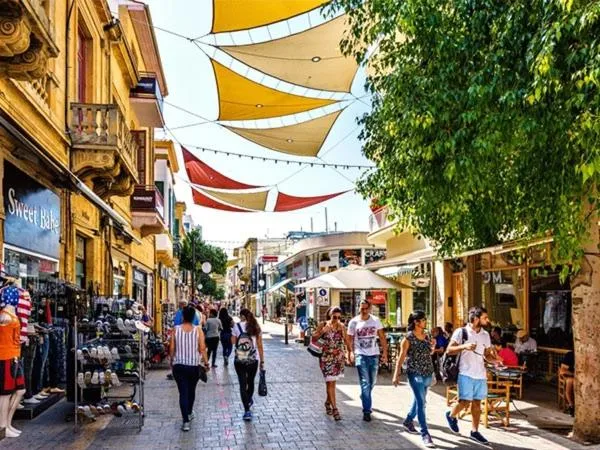 Shopping Area in Maralia Hotel