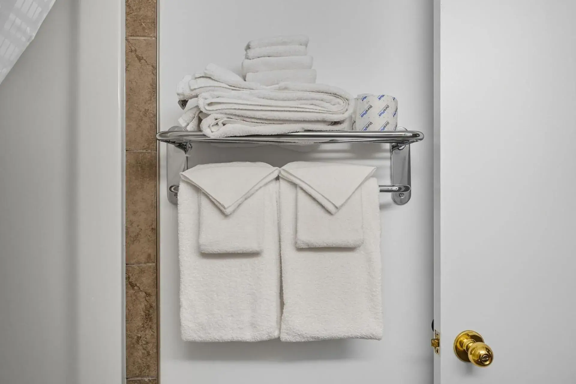 Standard Queen Room with Two Queen Beds in Country Inn & Suites by Radisson, Saskatoon, SK Standard Queen Room with Two Queen Beds in Country Inn & Suites by Radisson, Saskatoon, SK