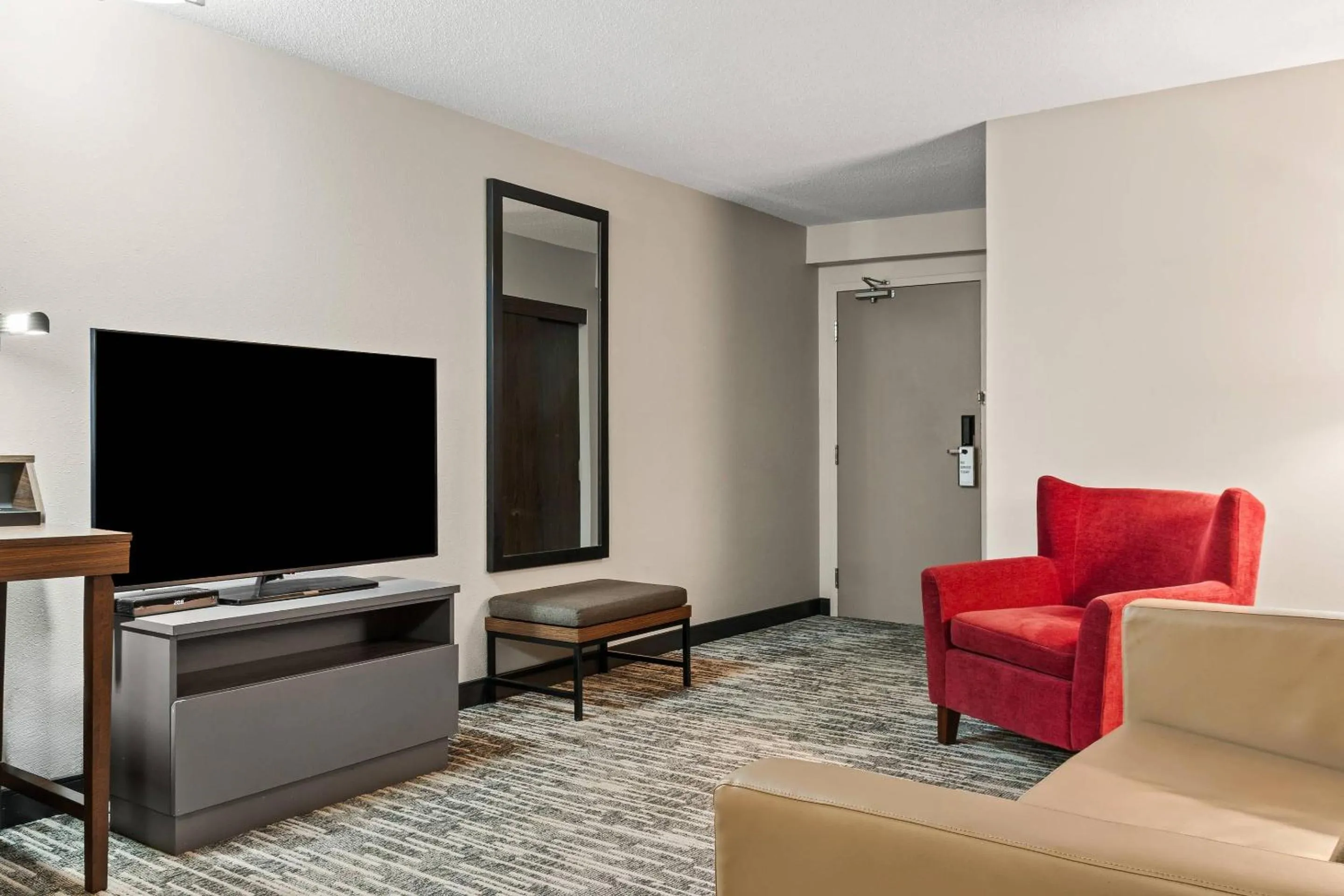 Bedroom in Country Inn & Suites by Radisson, Winnipeg, MB