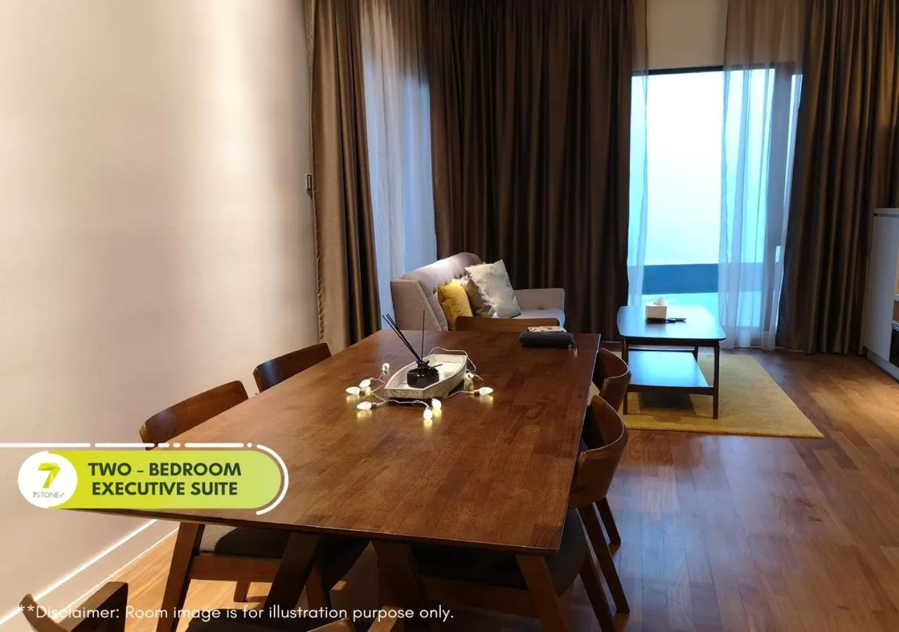 Dining area in 7Stonez Suites Geo38 Genting Highlands