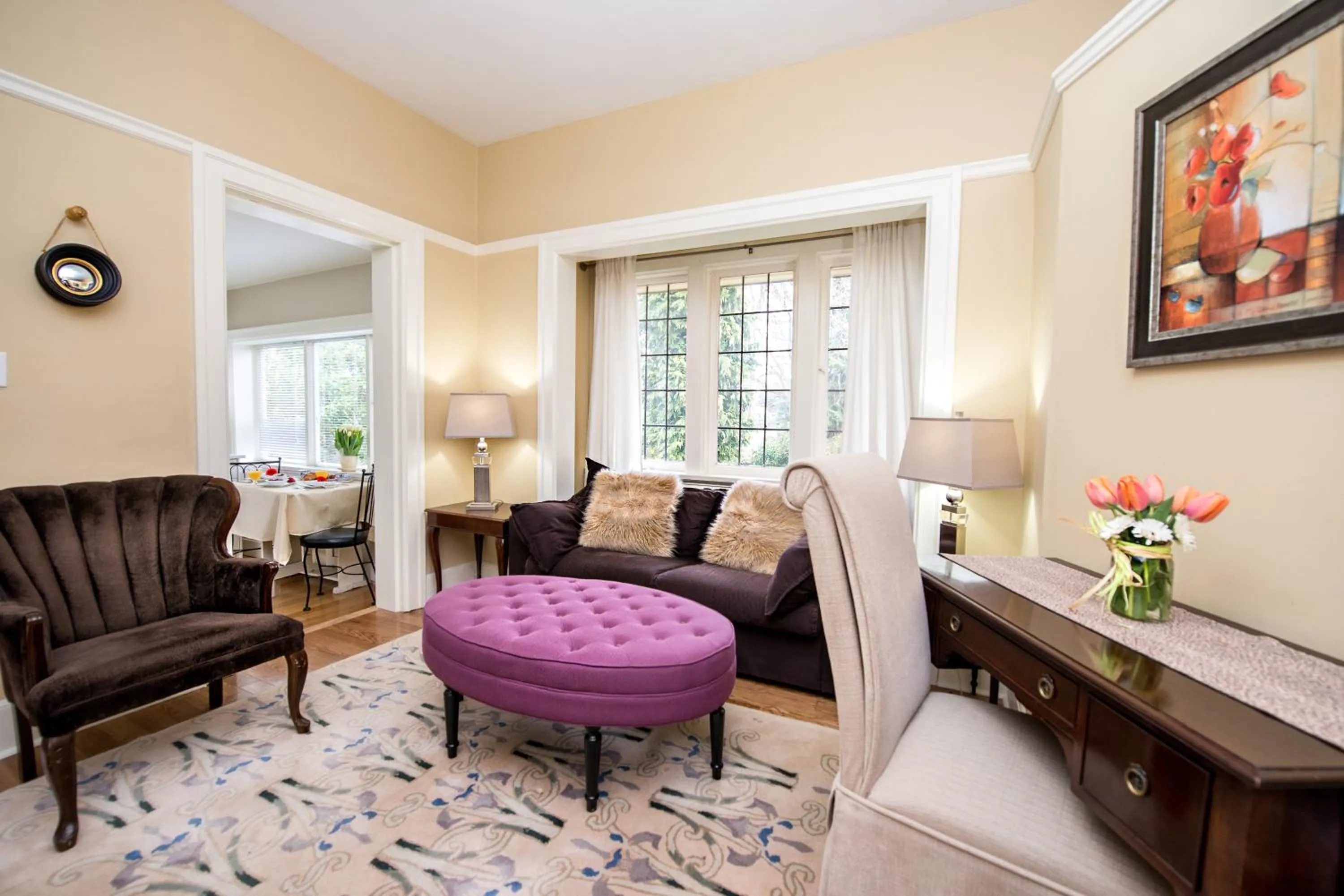 Living room in The Craigmyle Inn