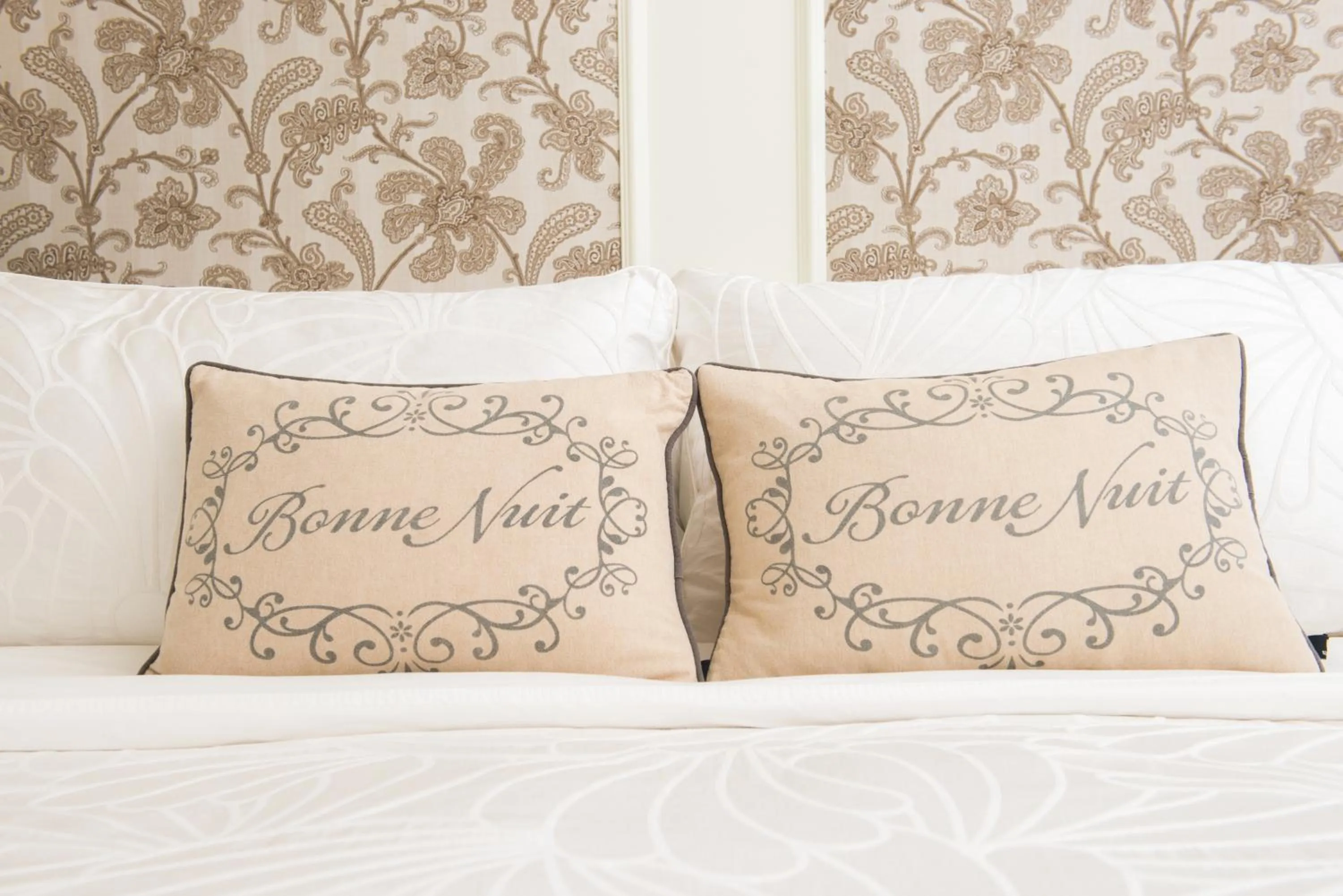 Decorative detail, Bed in The Craigmyle Inn