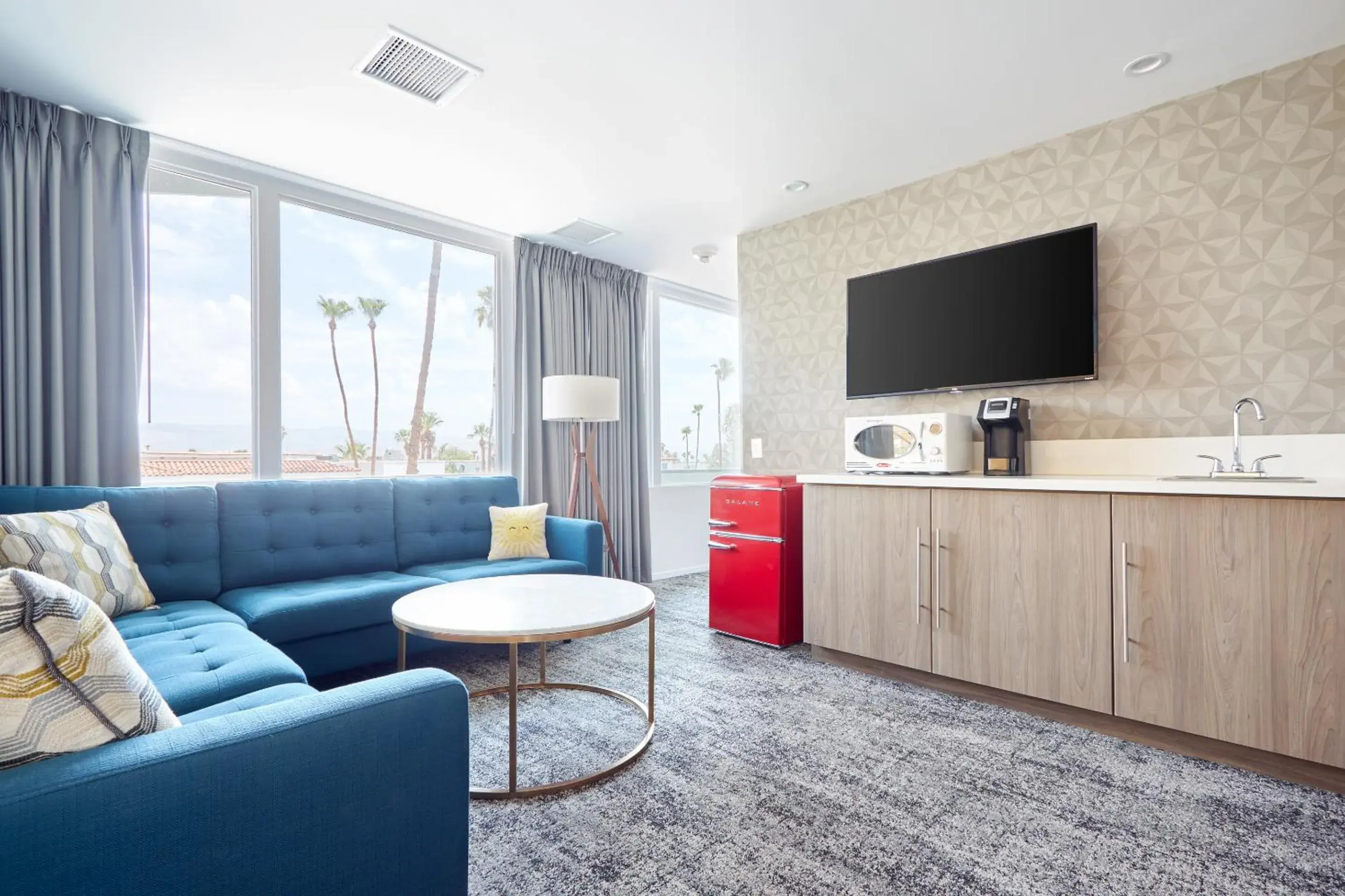 Superior King Room in The Cole Superior King Room in The Cole