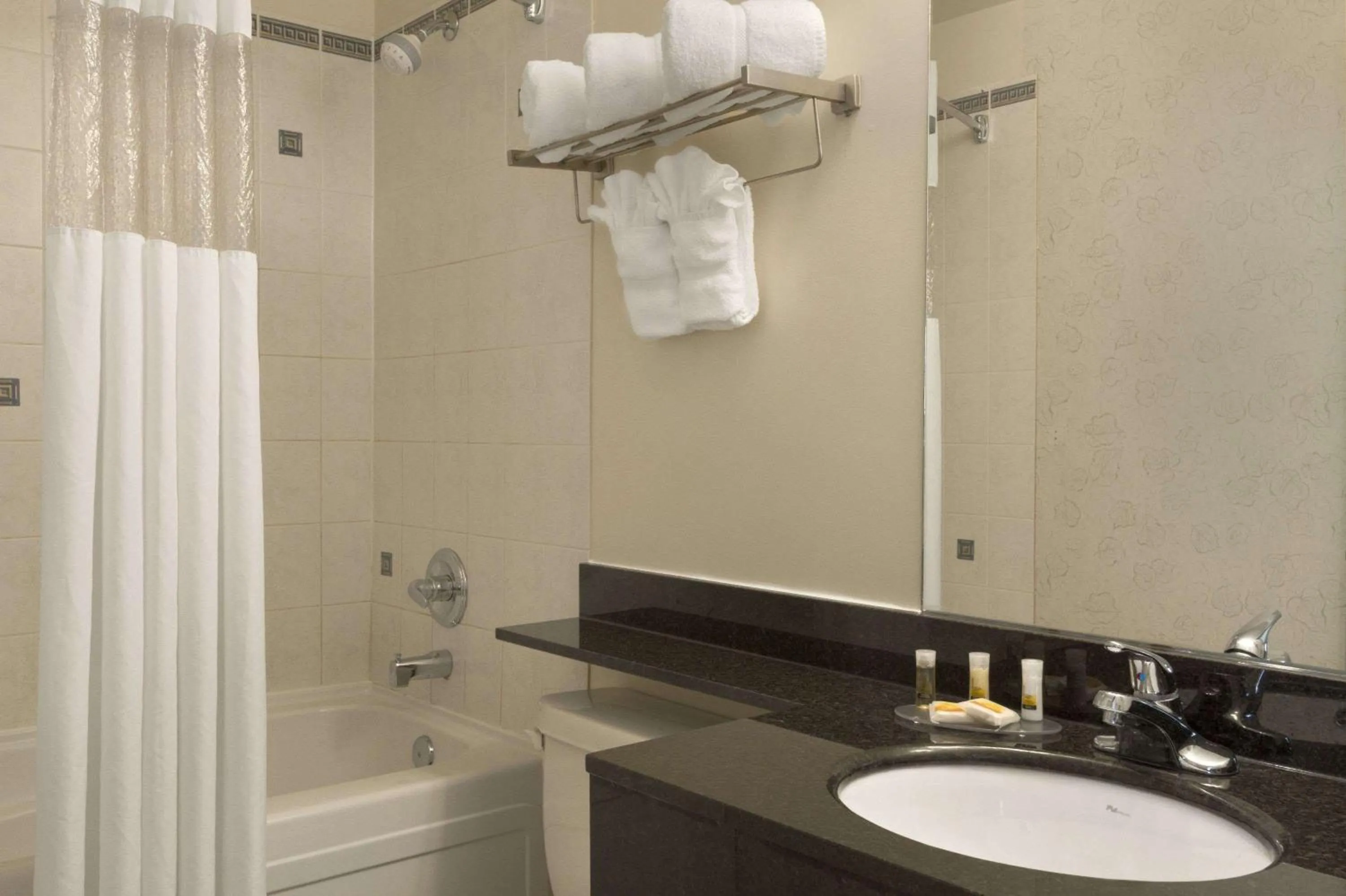 Bathroom in Nova Inn Yellowknife