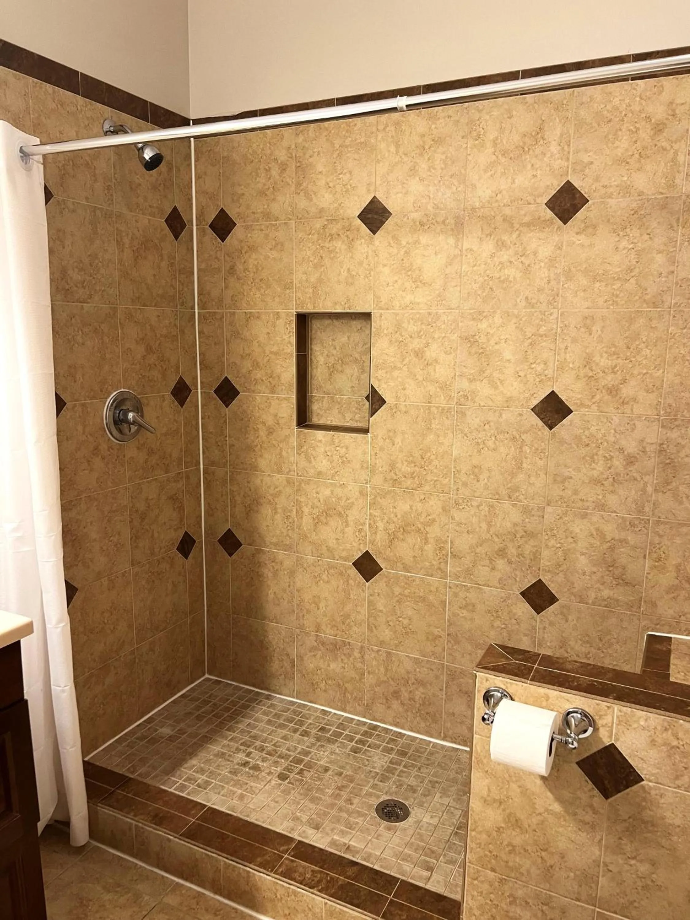 Shower in The Shores at Lake Travis