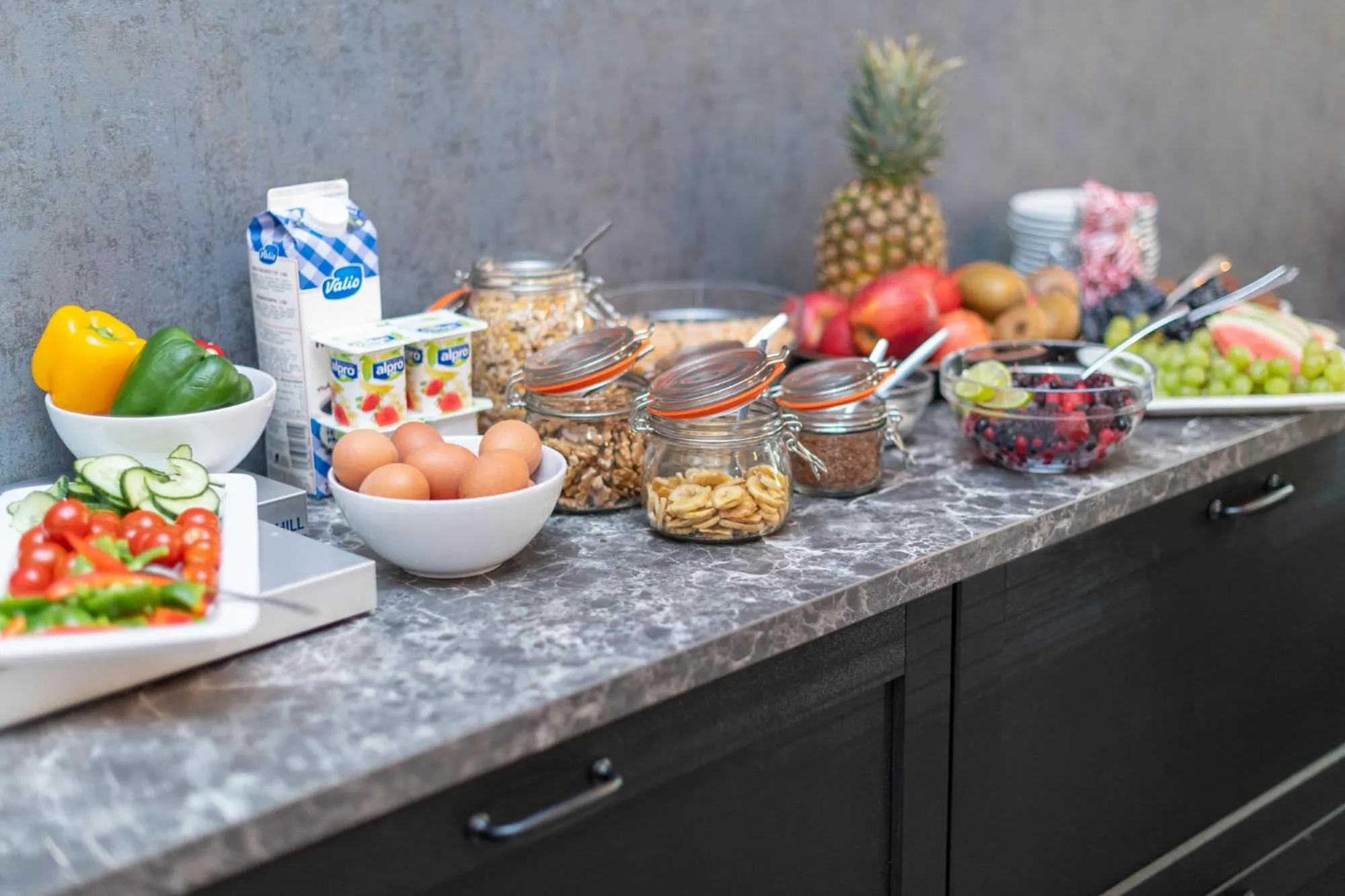 Food and drinks in Hotelli Rakuuna