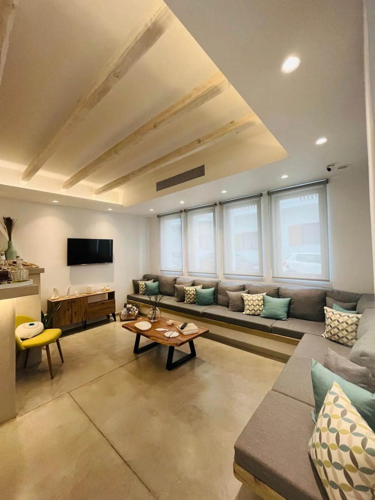 Lithos Luxury Suites