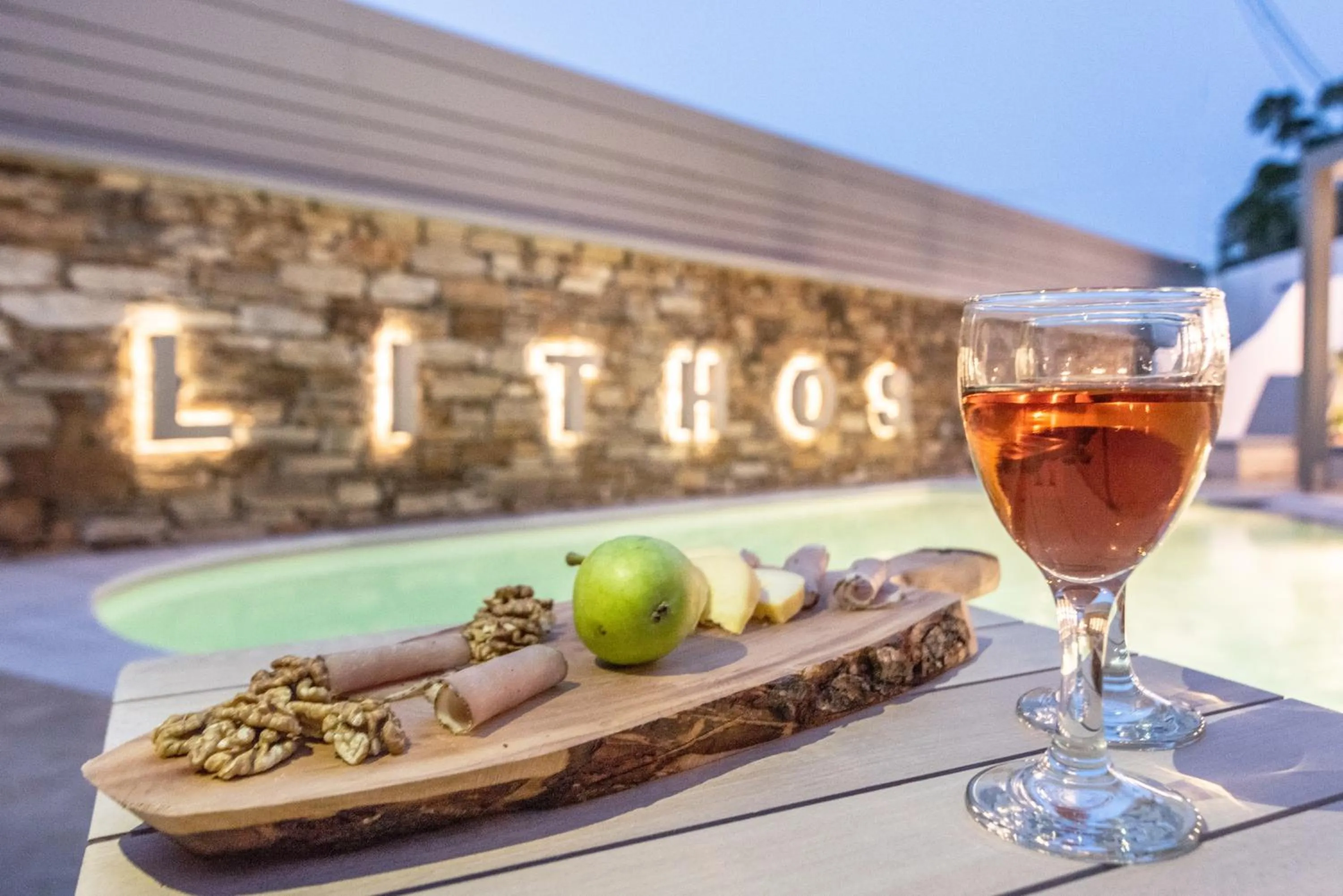 Lithos Luxury Suites