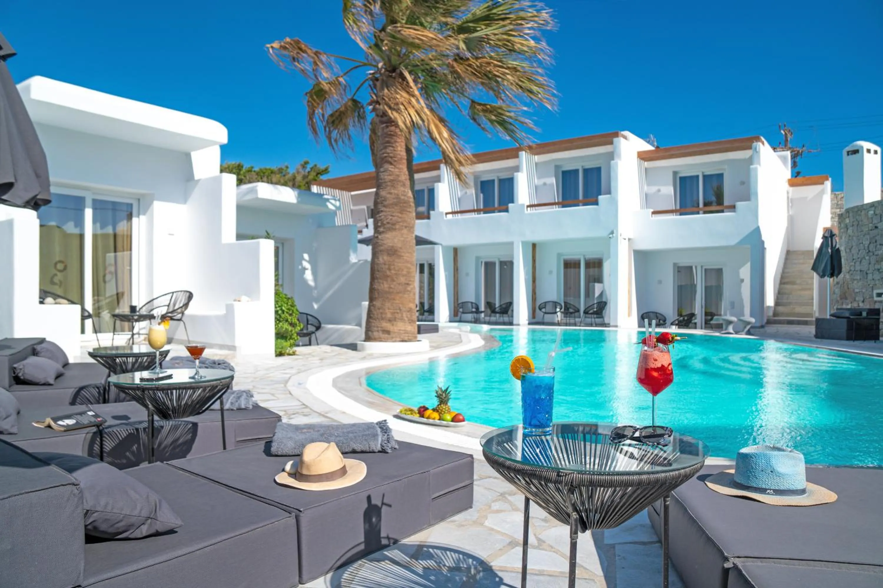 Pool view in Omnia Mykonos Boutique Hotel & Suites