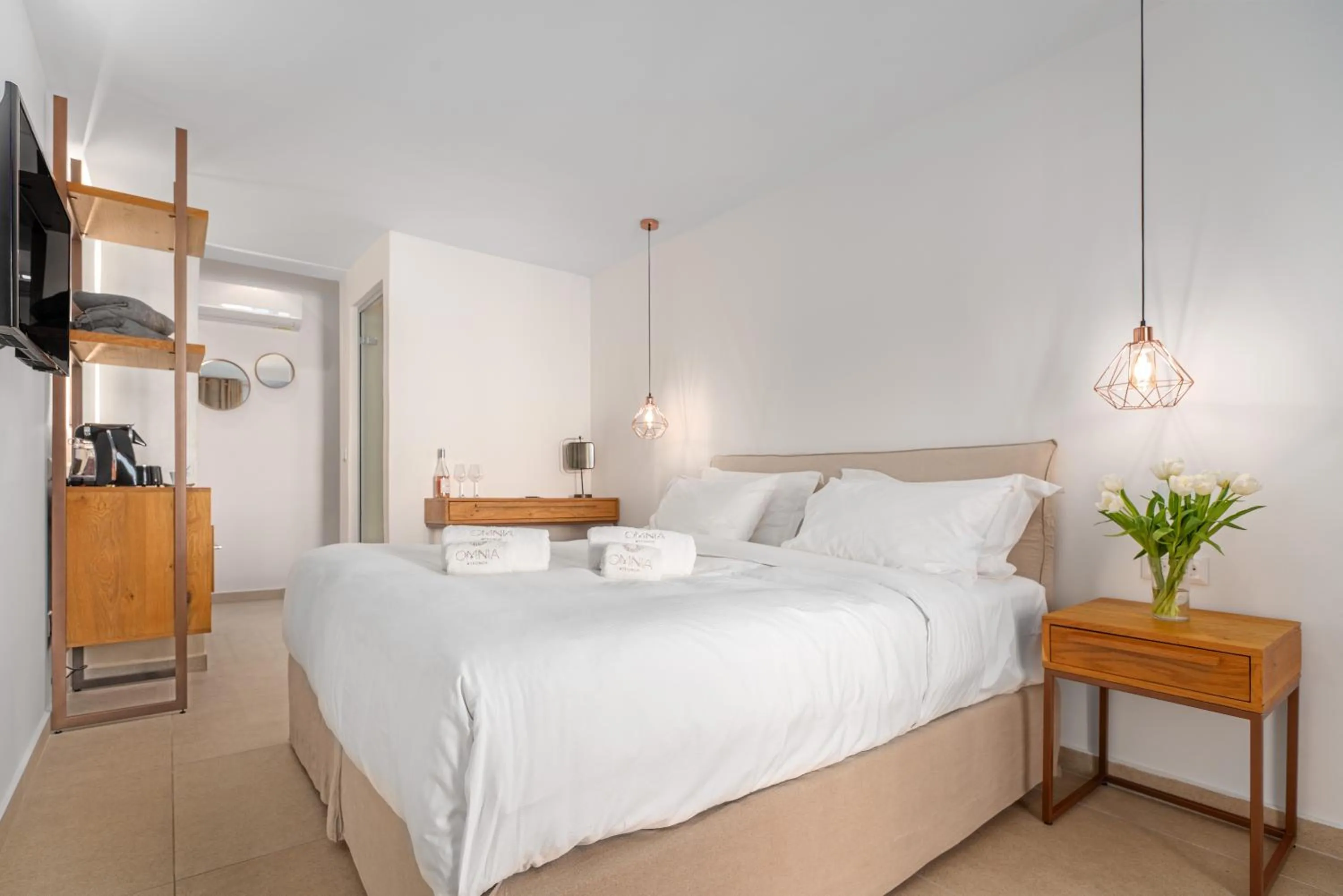 Bedroom in Omnia Mykonos Boutique Hotel & Suites