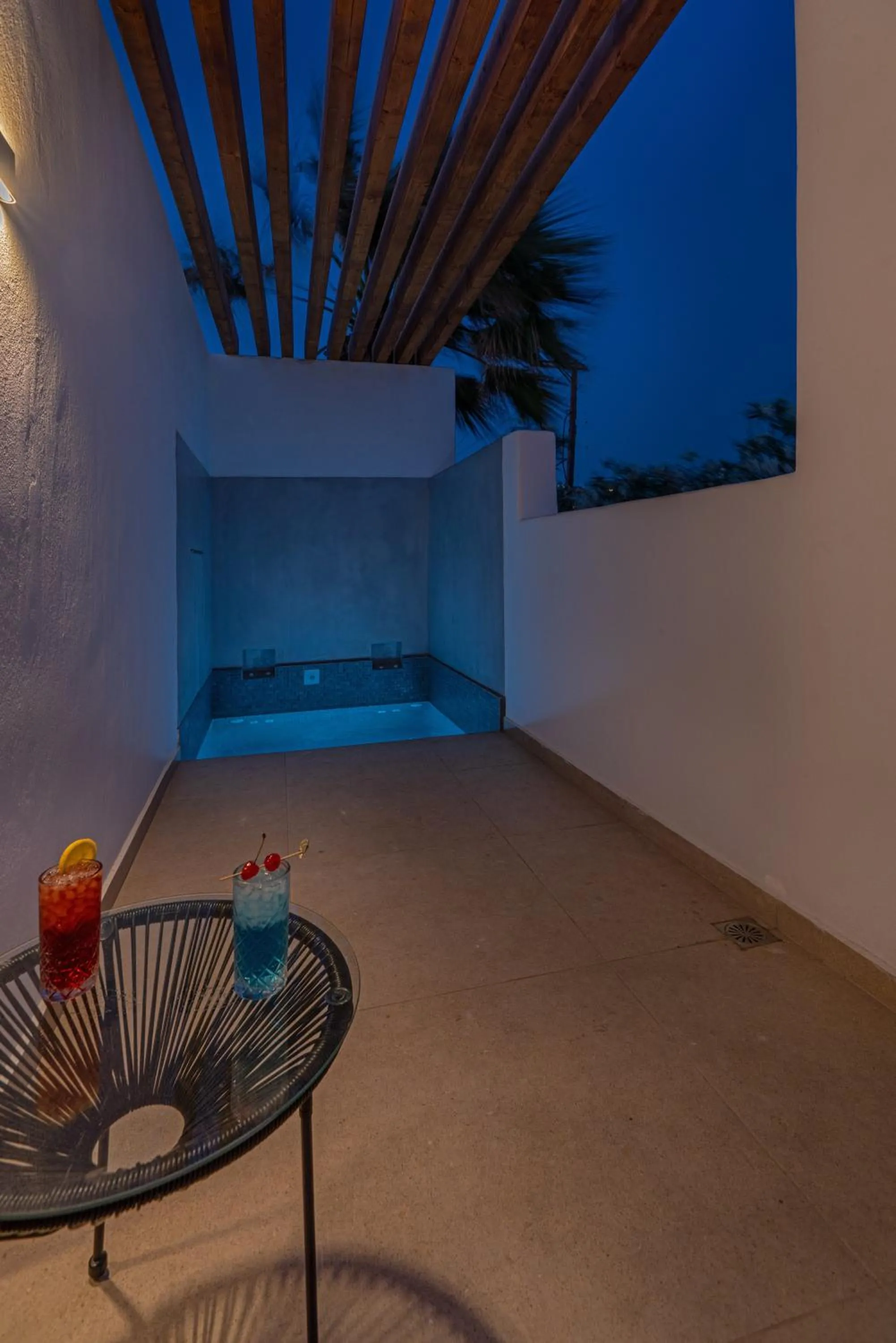 Omnia Mykonos Boutique Hotel & Suites