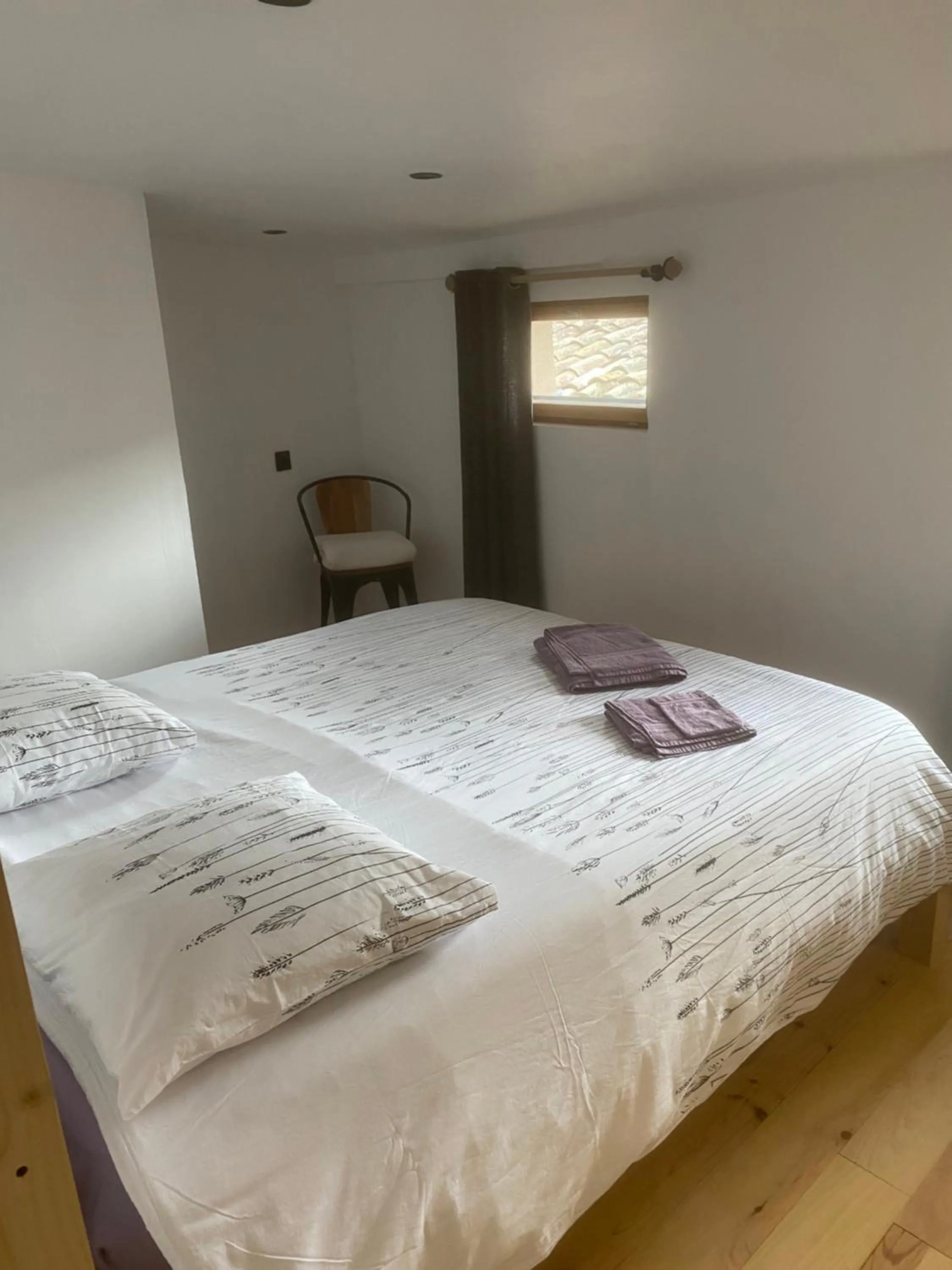 Bed in Chambres d’hôtes La Voûte