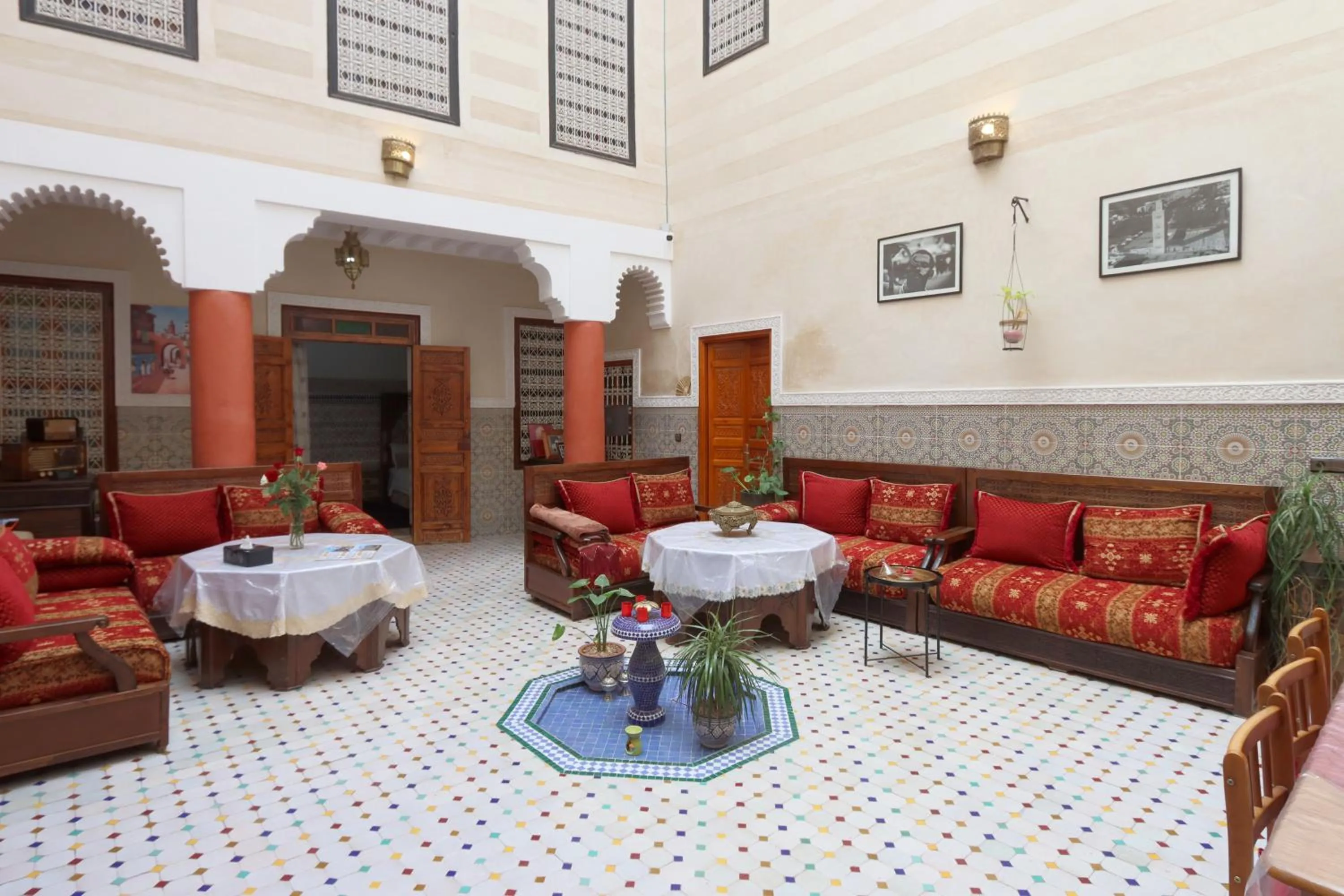 Patio in Riad Dwiriyat My Teib