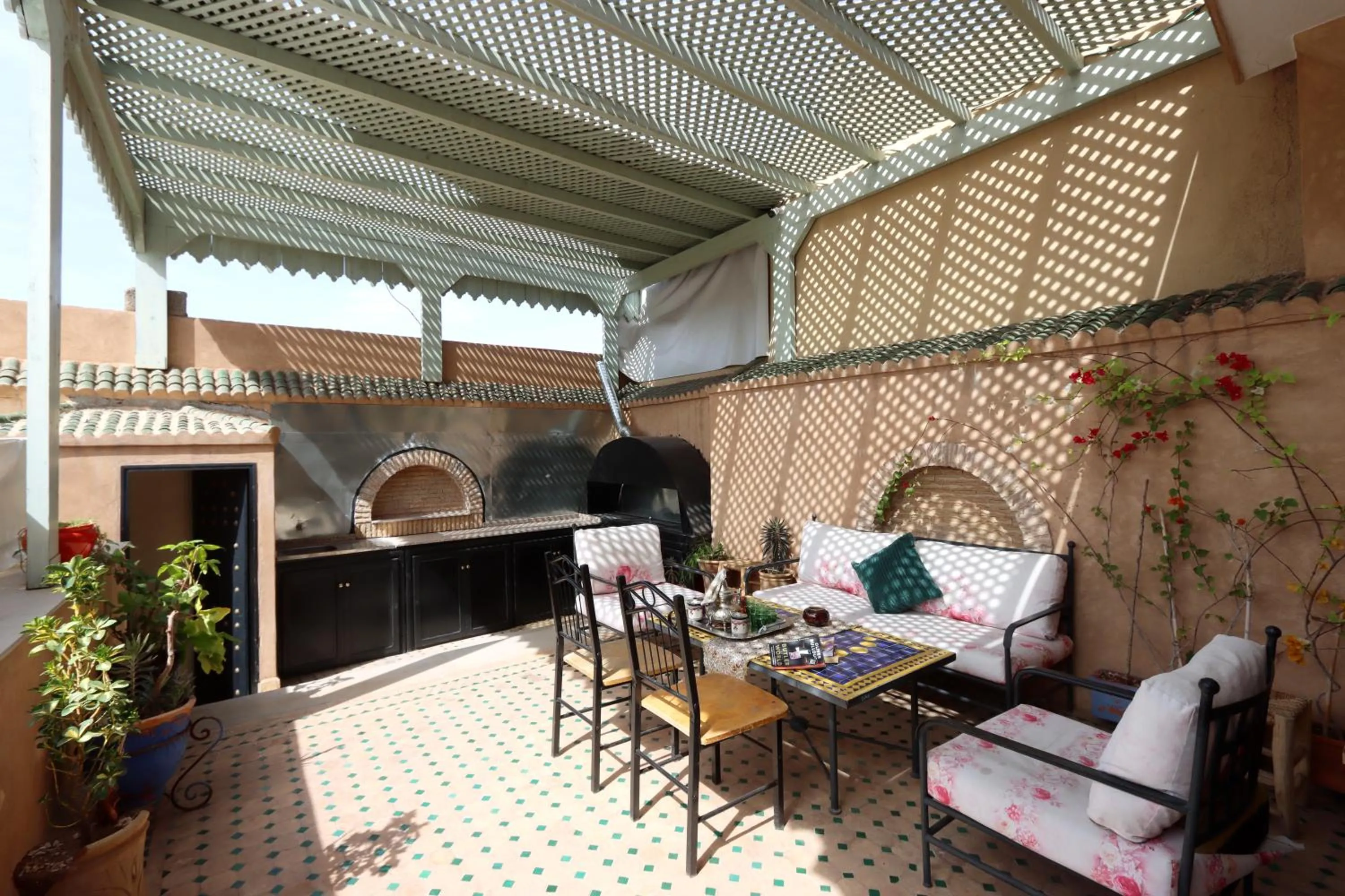 Patio in Riad Dwiriyat My Teib