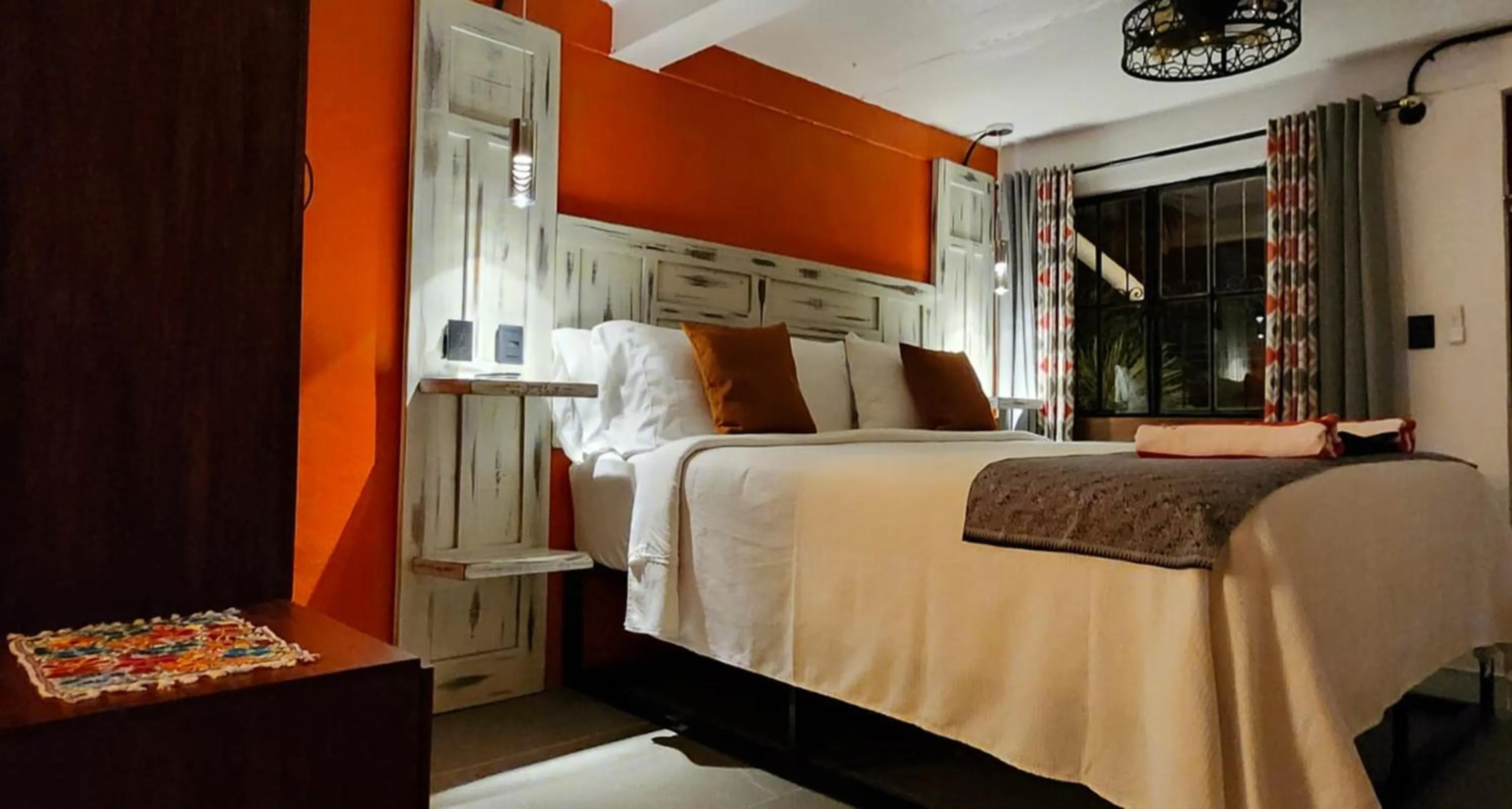 Bedroom in ZonaZ Boutique Hotel