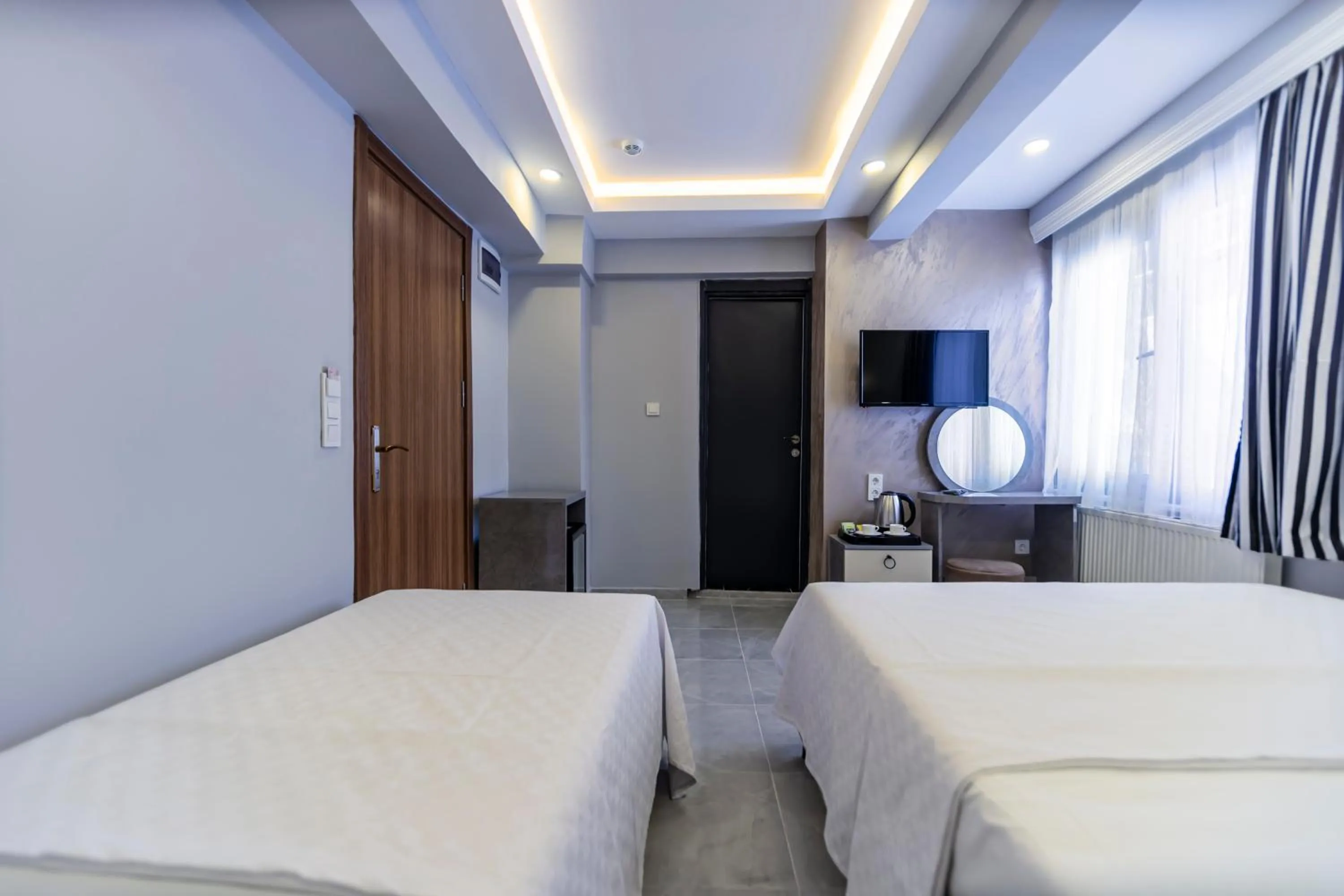 Photo of the whole room, Bed in Gul Otel