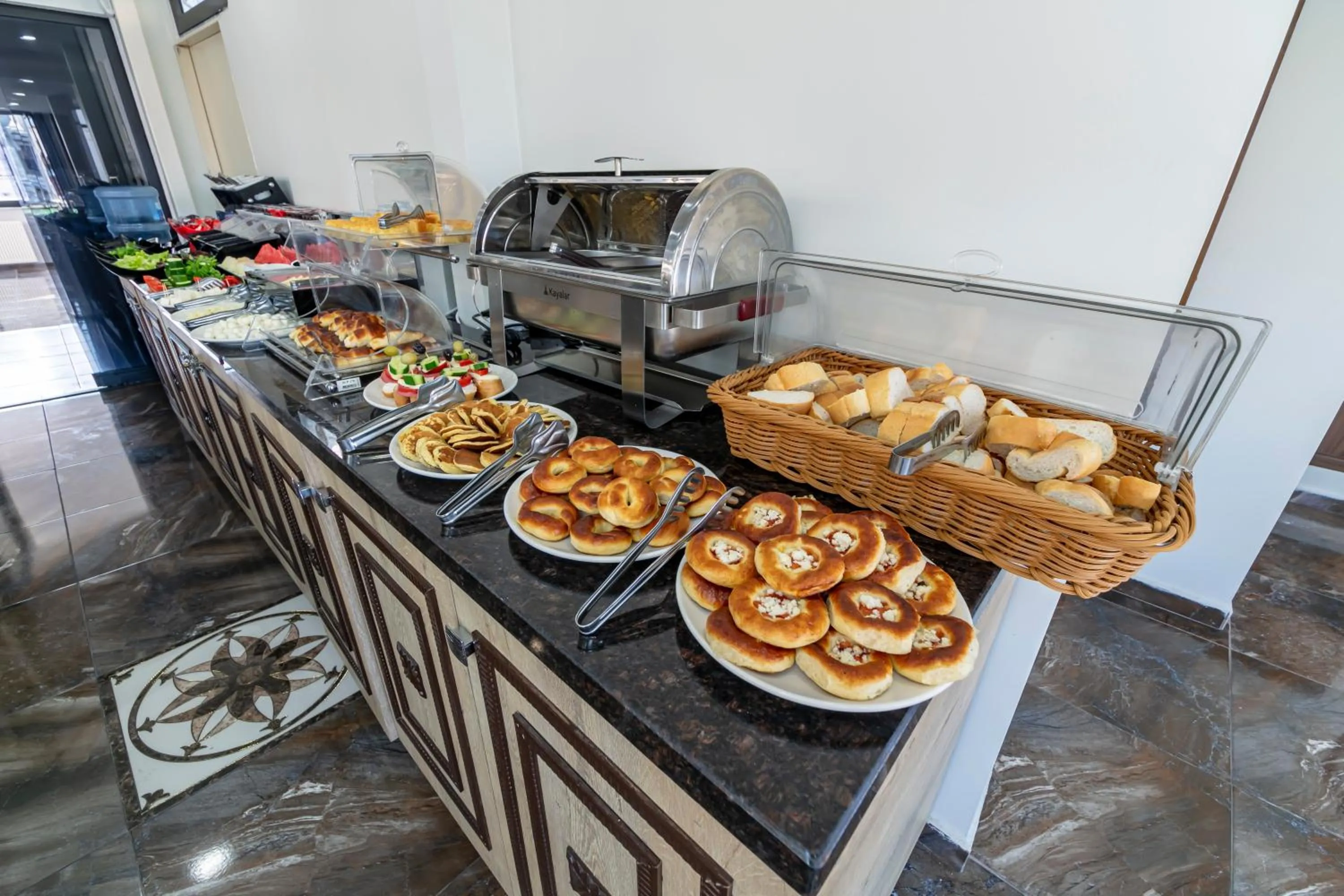 Food and drinks in Gul Otel