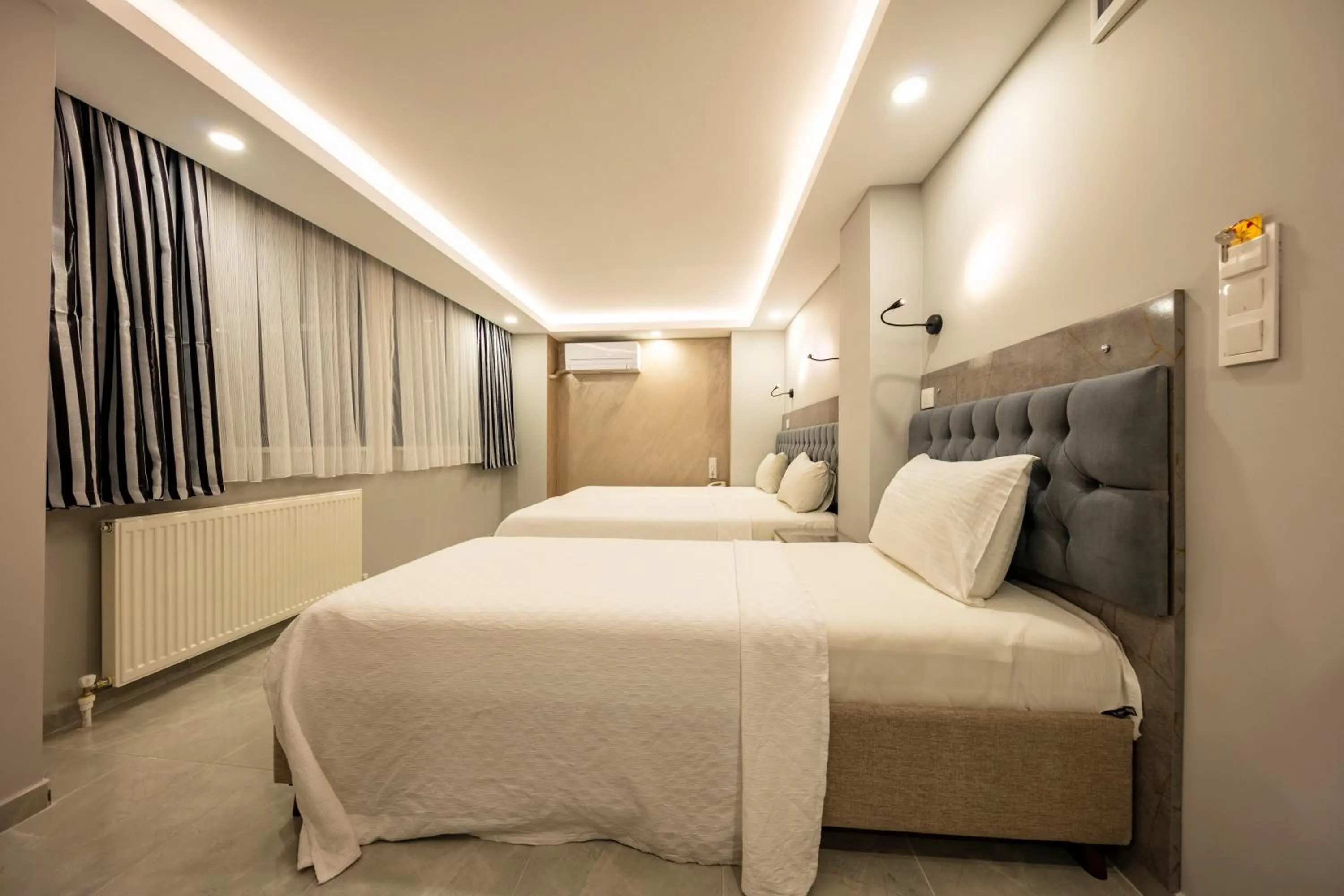 Photo of the whole room, Bed in Gul Otel