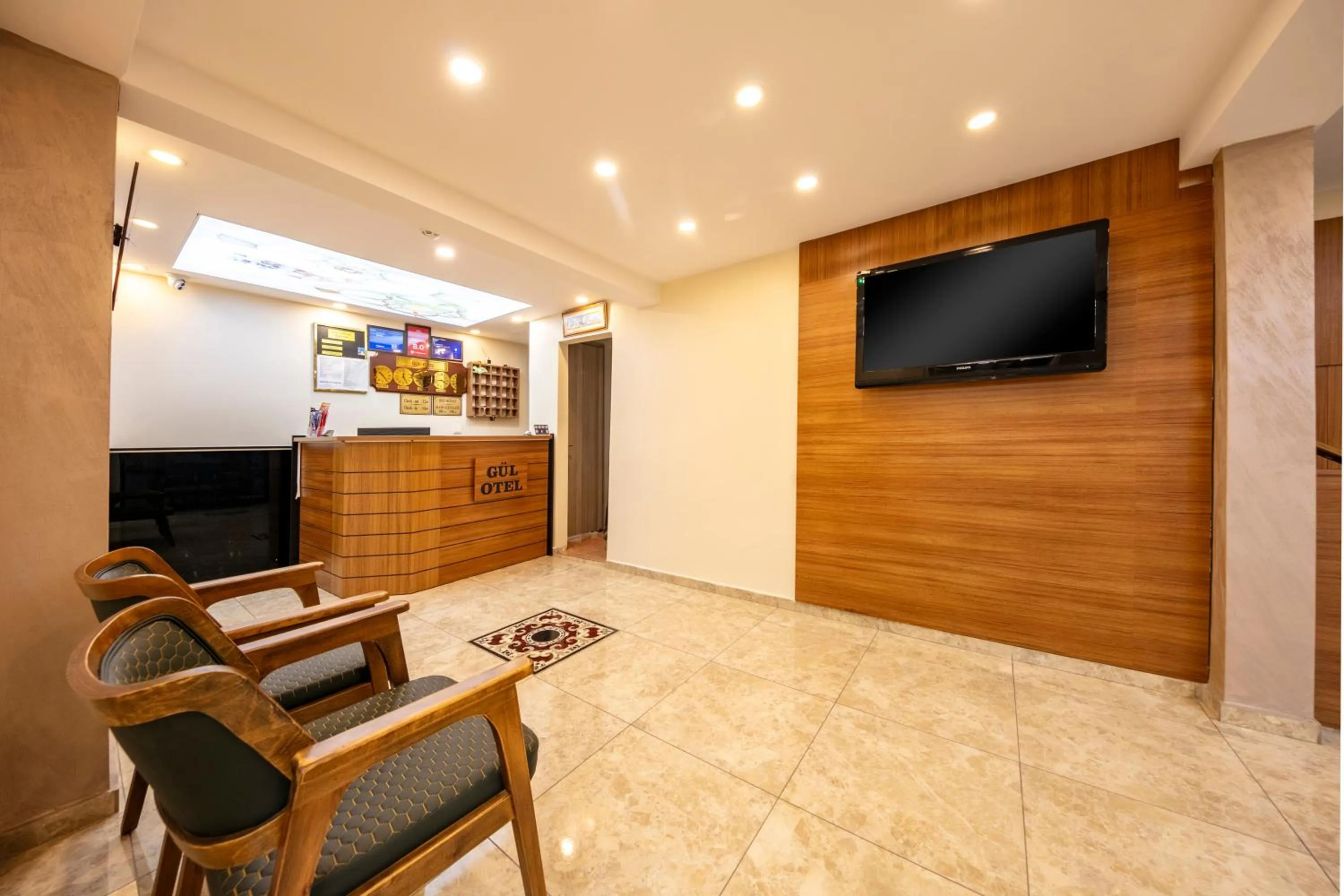 Lobby or reception in Gul Otel