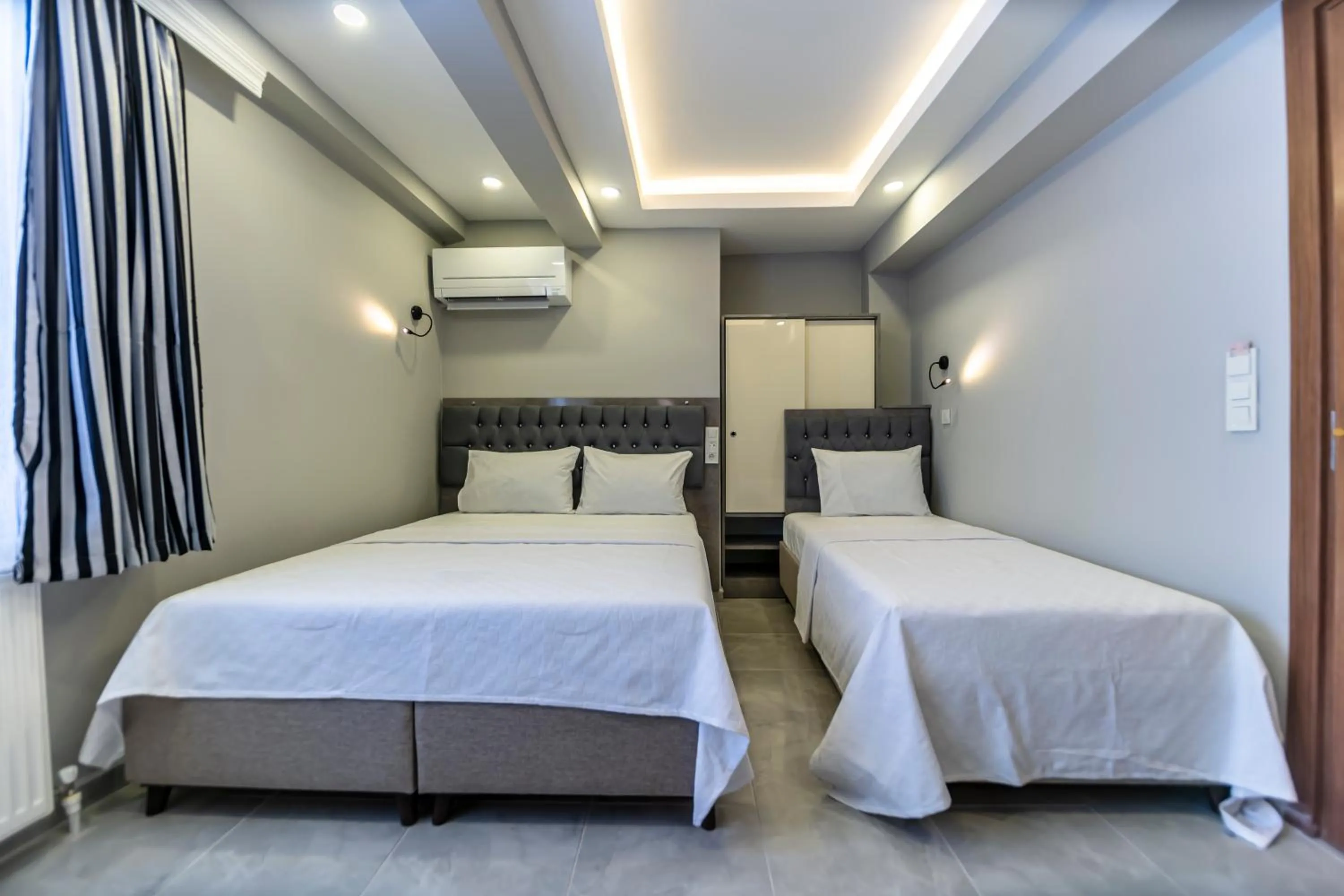 Photo of the whole room, Bed in Gul Otel