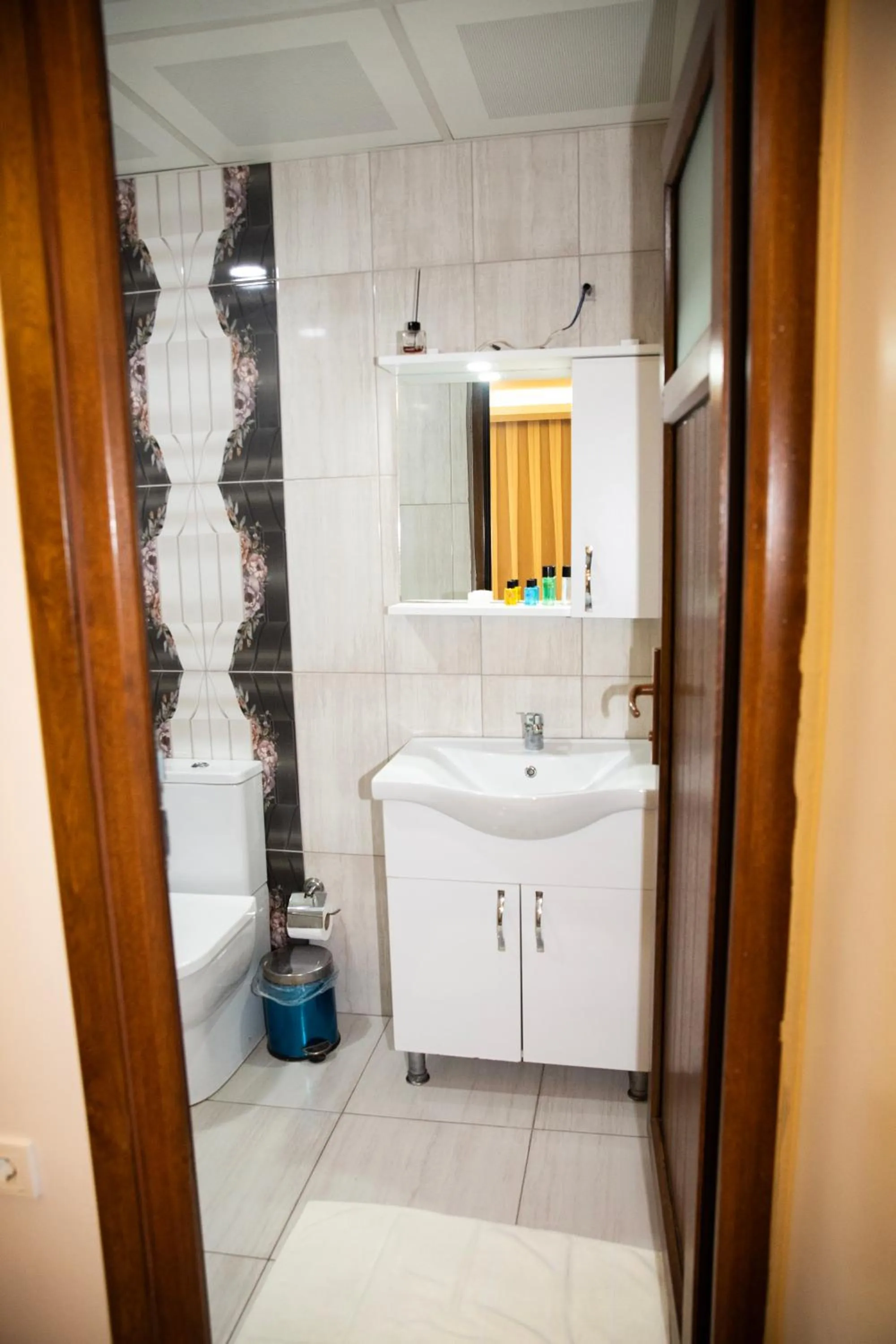 Bathroom in Gul Otel