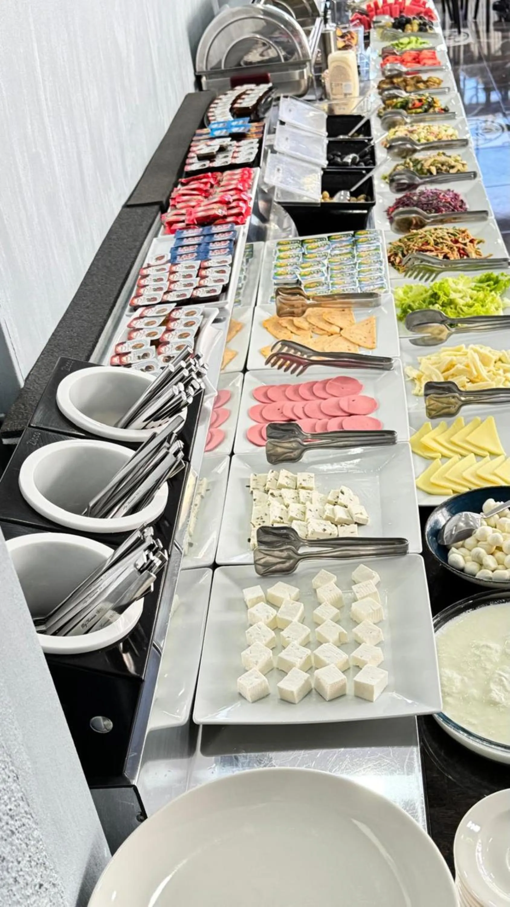 Buffet breakfast in Gul Otel