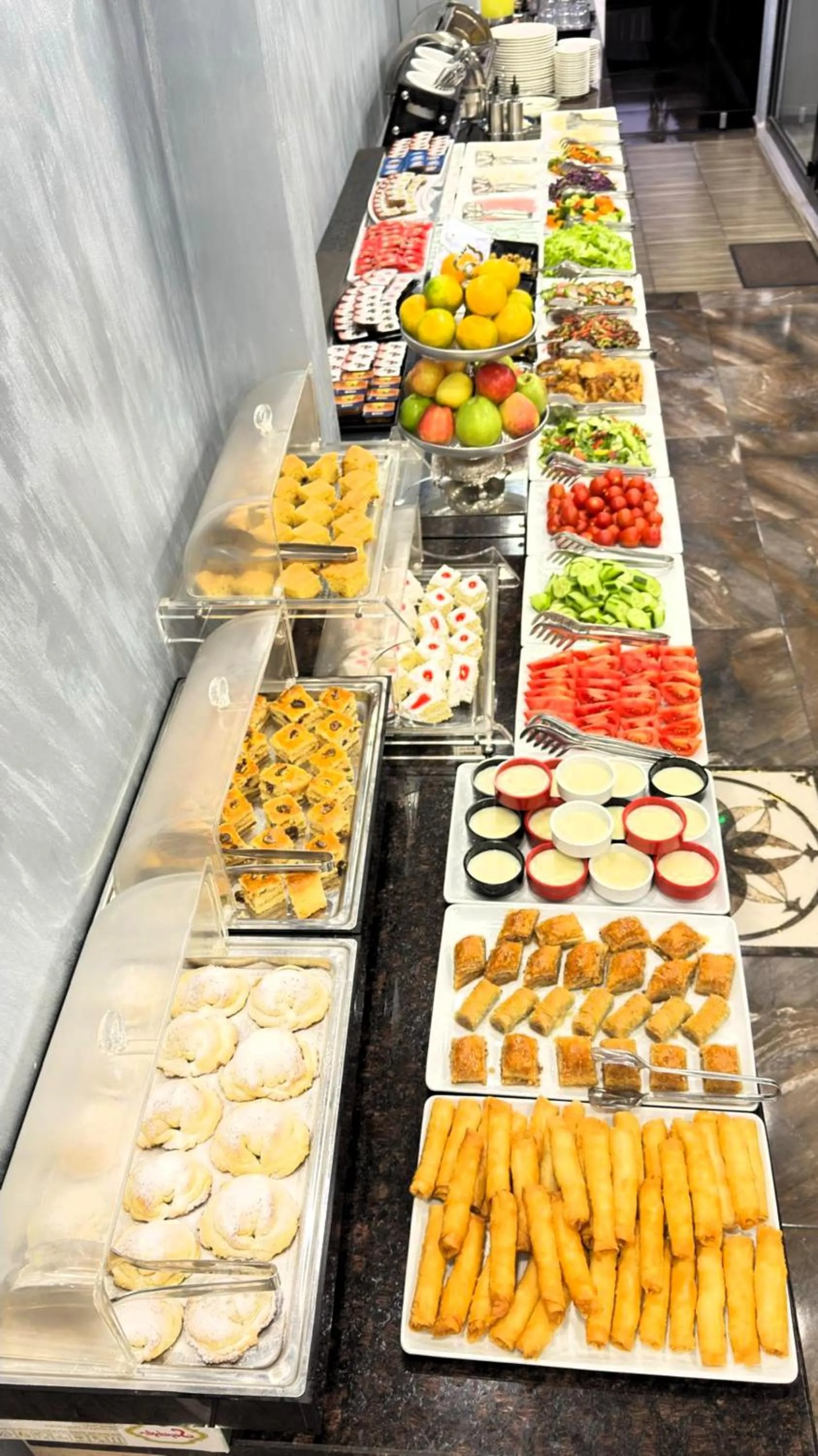 Buffet breakfast in Gul Otel