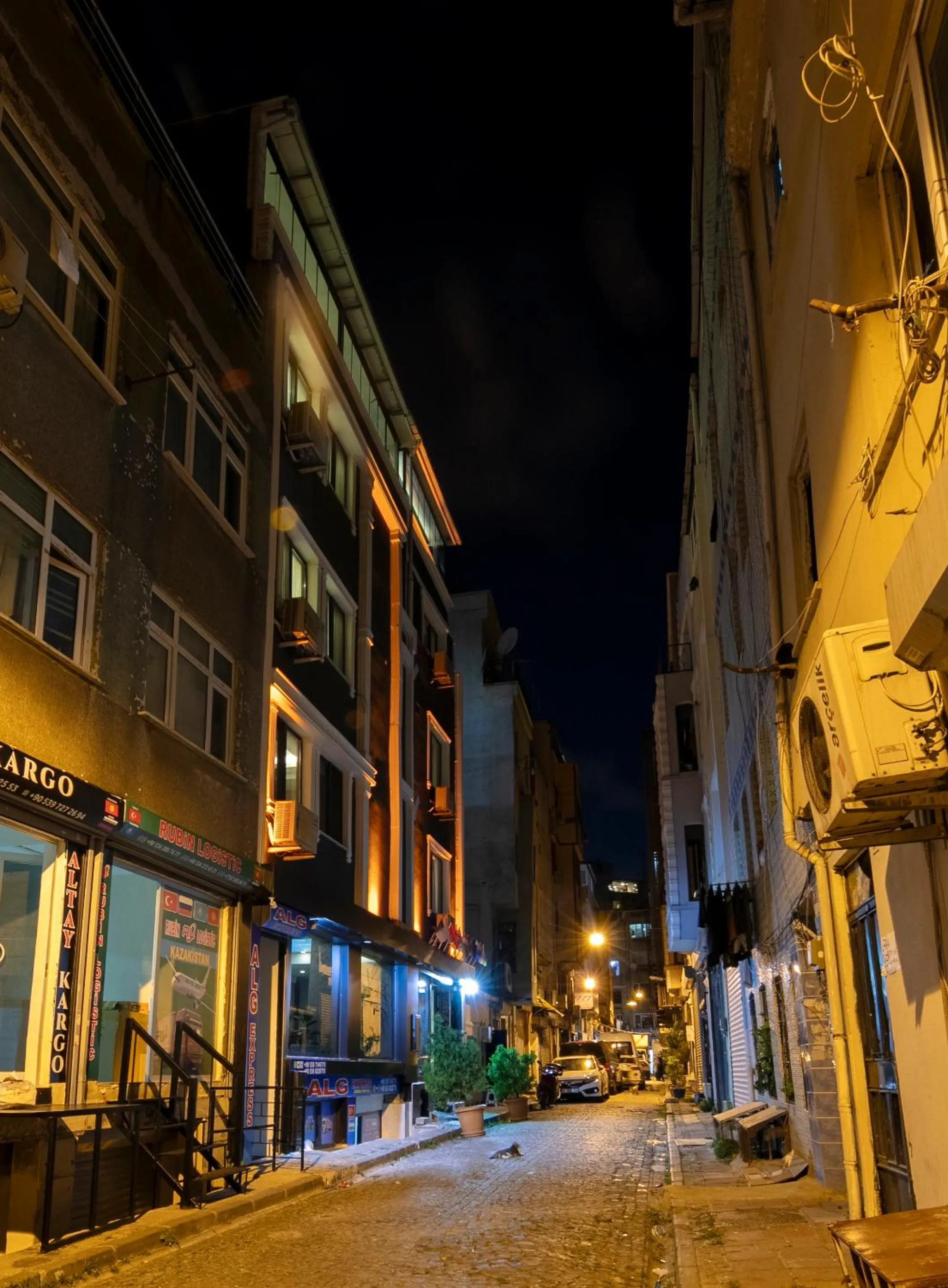 Neighbourhood in Gul Otel