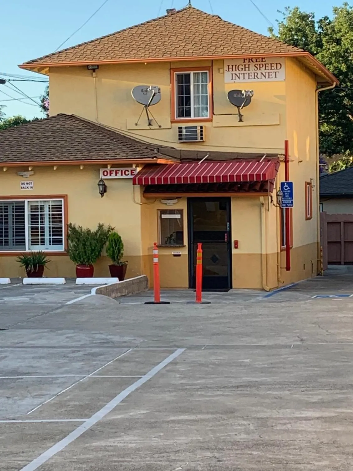 Property building in Budget Motel