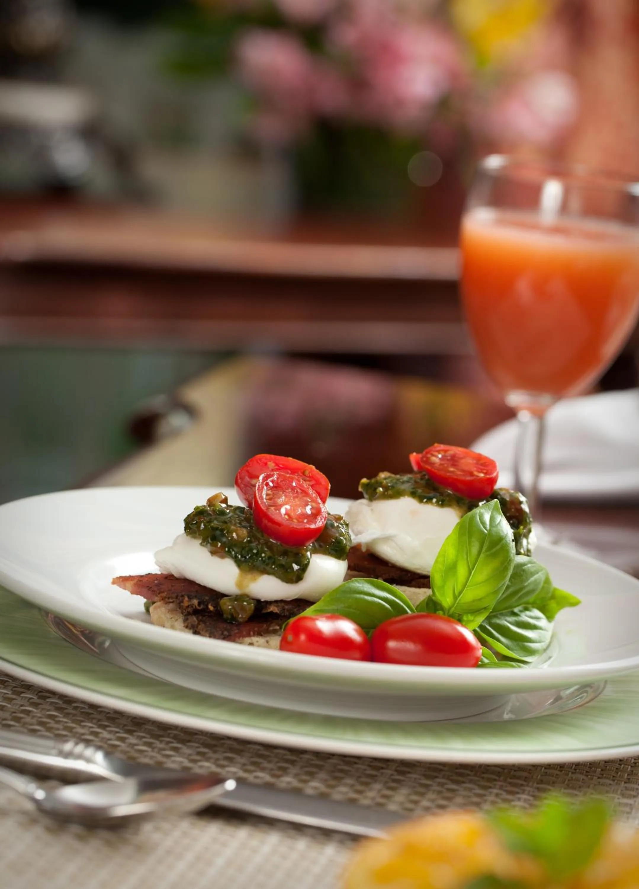 Drinks in Azalea Inn and Villas