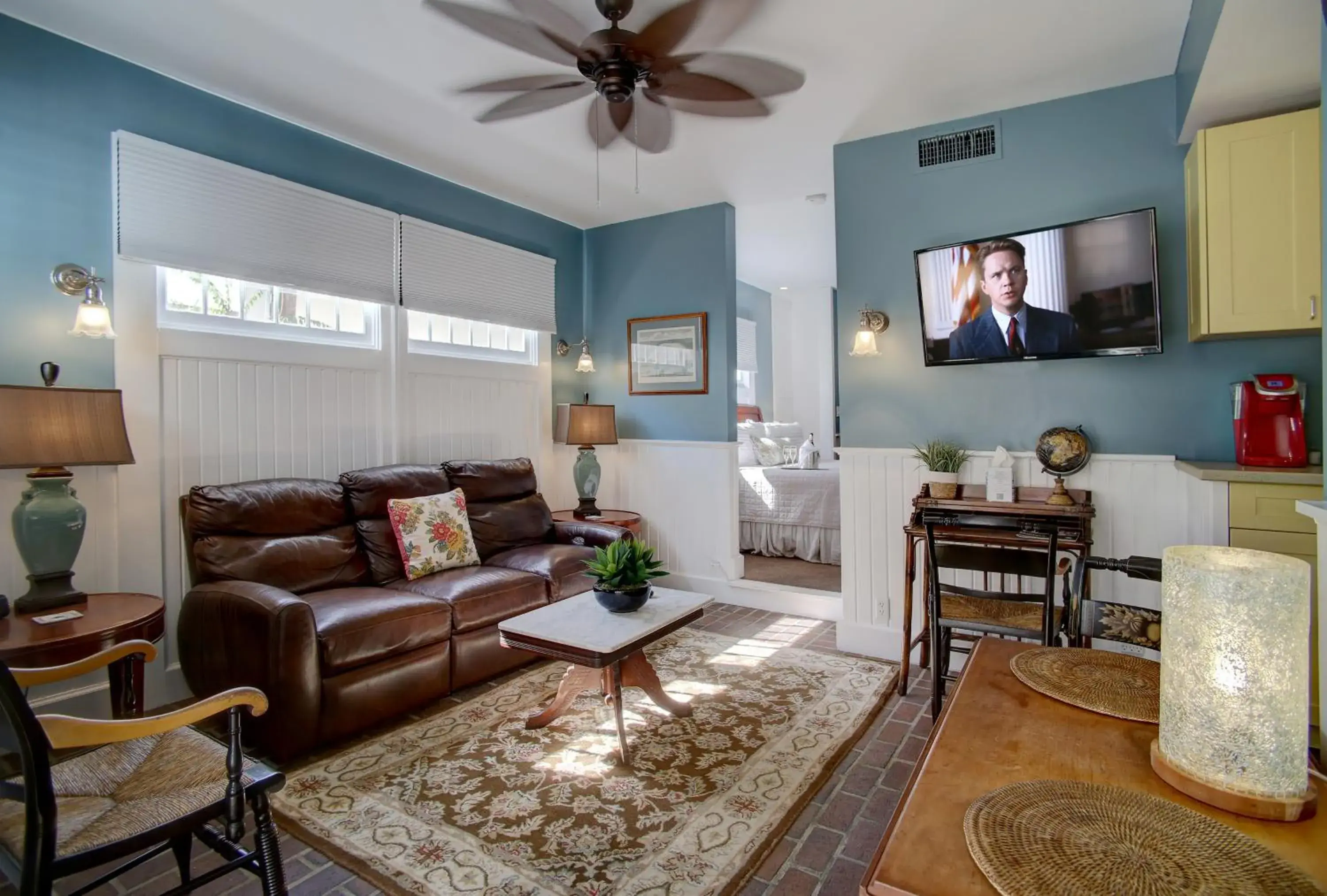 One-Bedroom Suite - Wisteria Cottage Suite in Azalea Inn and Villas One-Bedroom Suite - Wisteria Cottage Suite in Azalea Inn and Villas