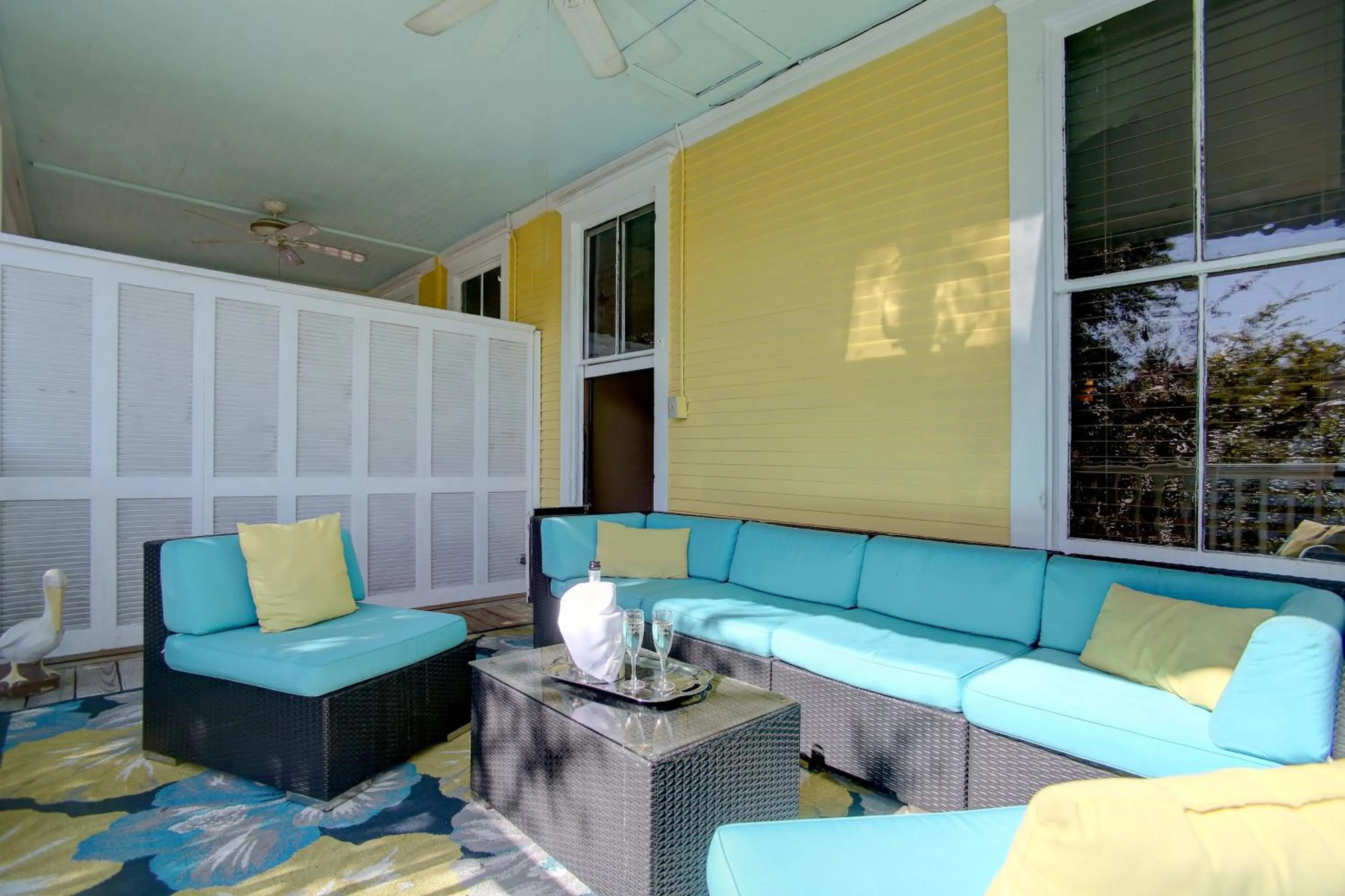 Patio in Azalea Inn and Villas