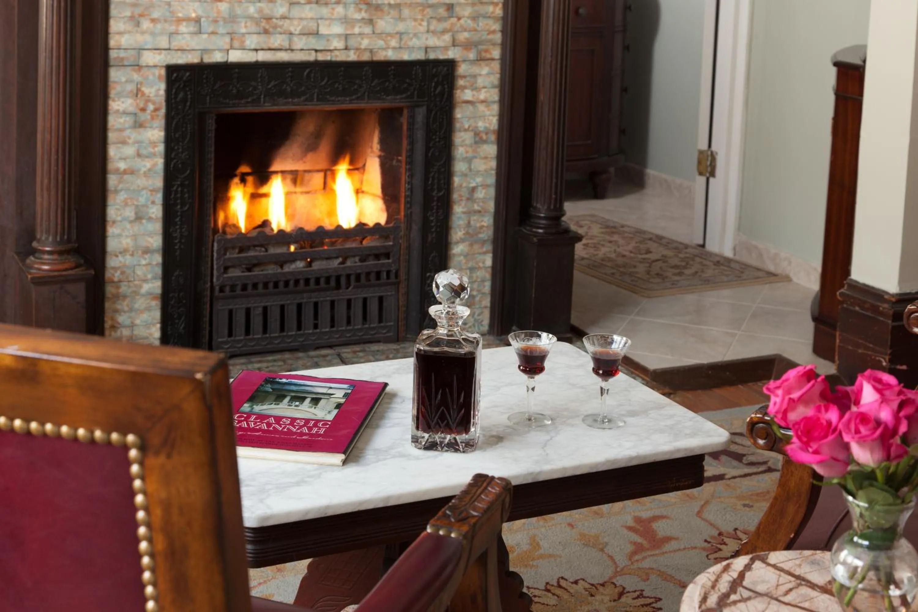 Decorative detail in Azalea Inn and Villas