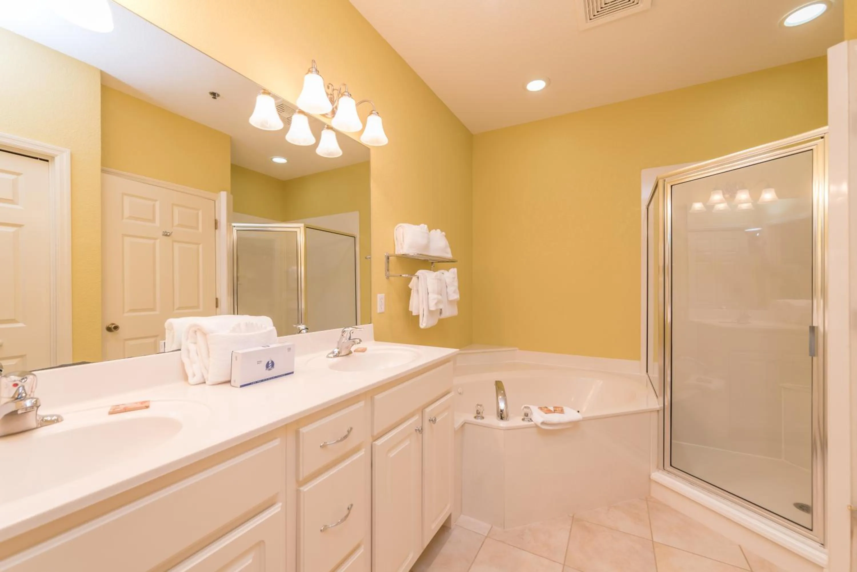 Bathroom in Island Links Resort by Palmera