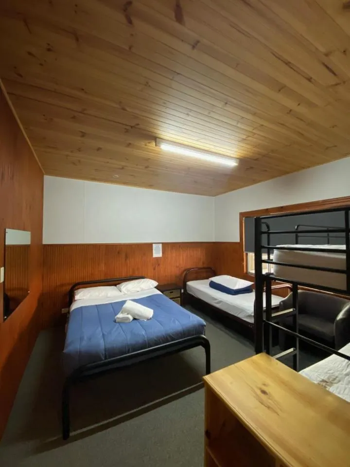 Bedroom, Bed in Anglers Reach Lakeside Village