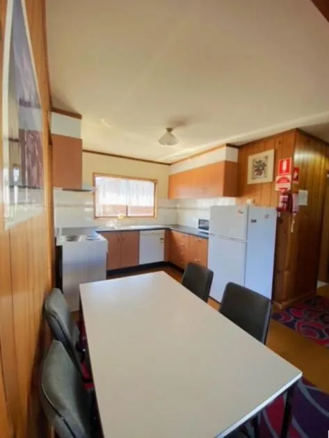 Dining area in Anglers Reach Lakeside Village