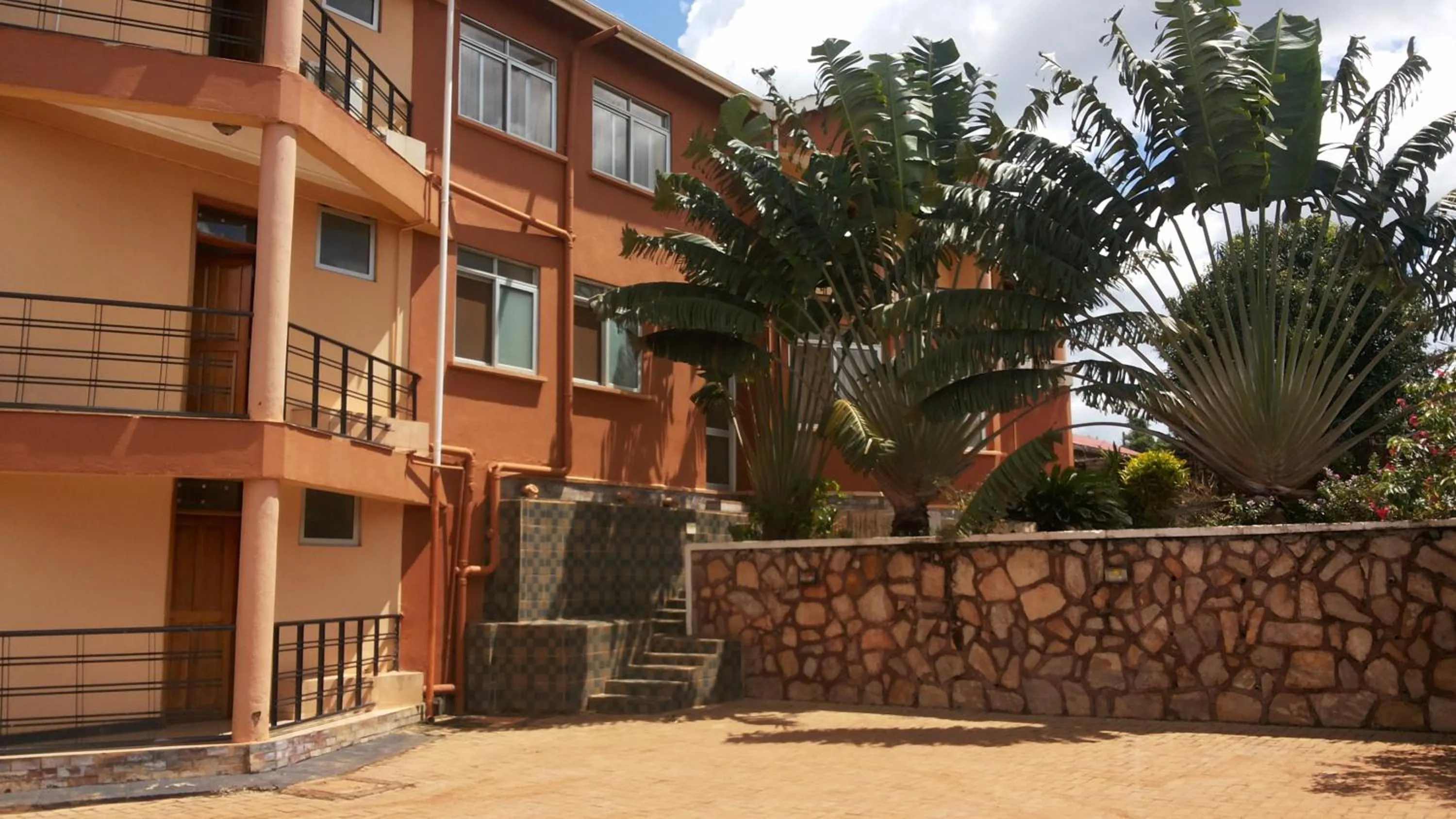 Property building in Westcliff Hotel