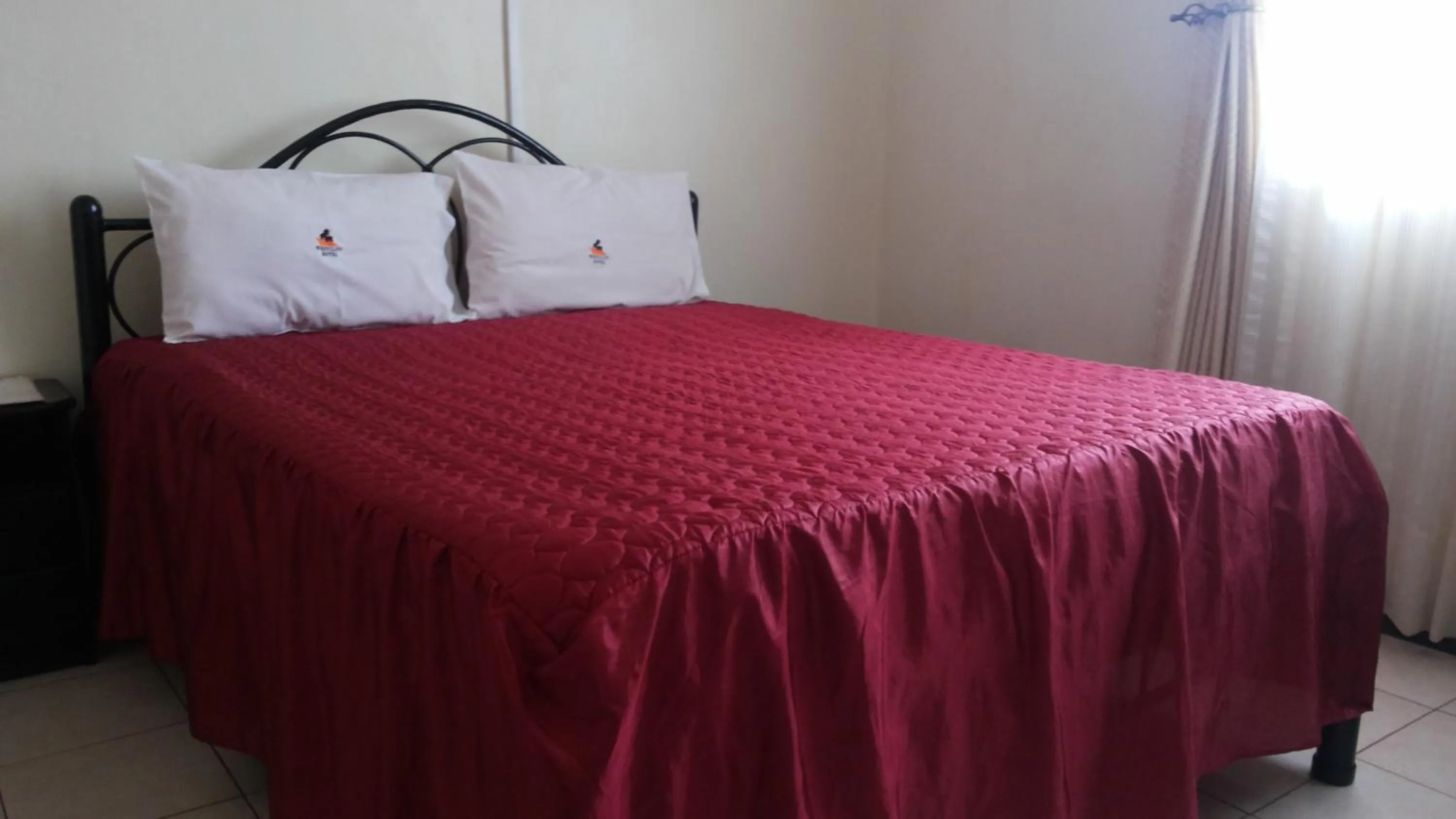 Bed in Westcliff Hotel