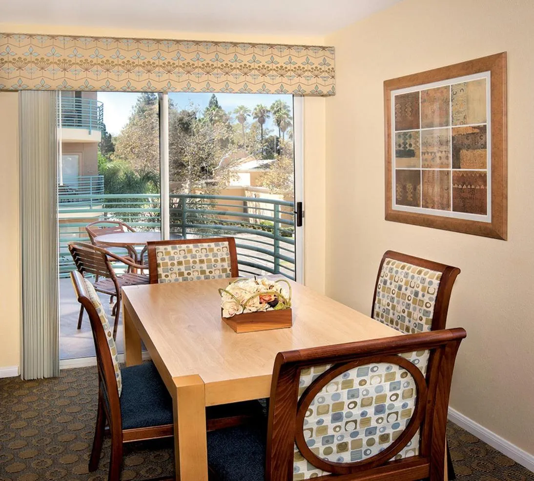 Photo of the whole room in WorldMark San Diego – Mission Valley