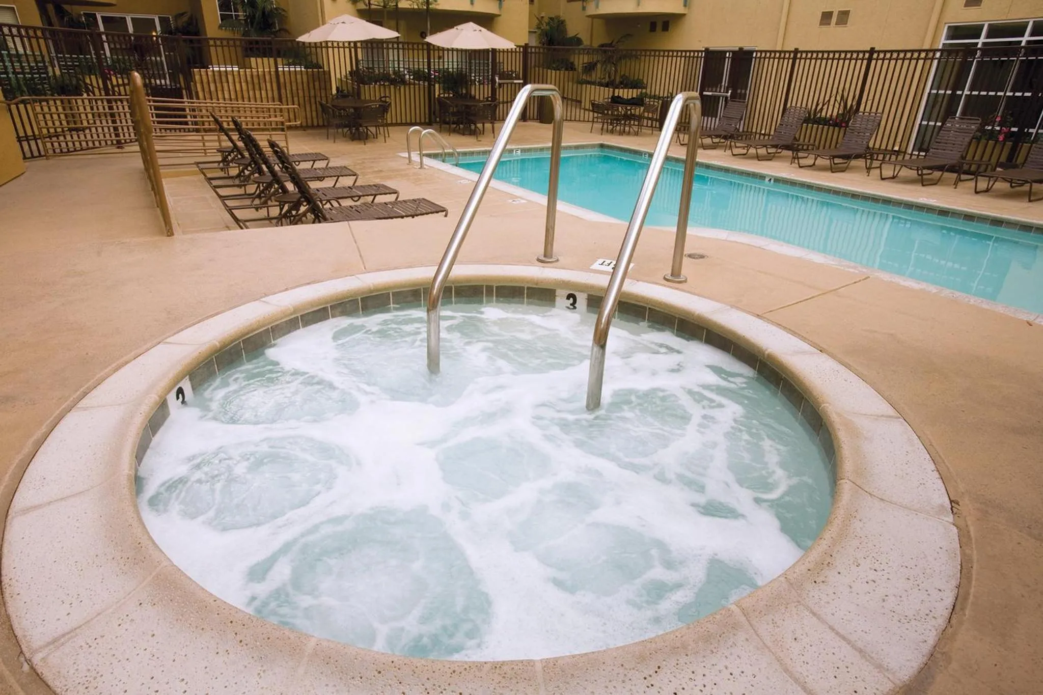 Swimming pool in WorldMark San Diego – Mission Valley