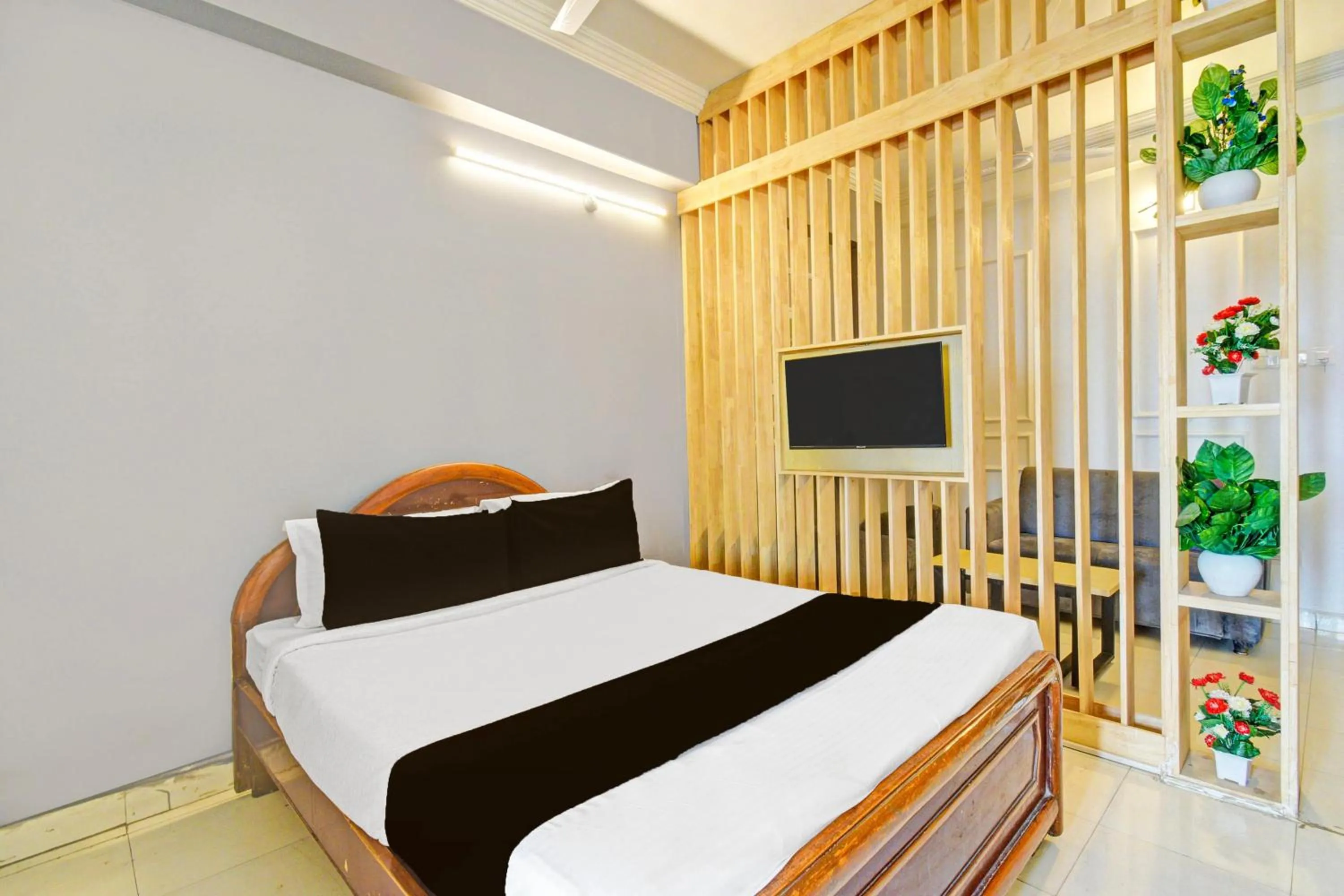 Bedroom, Bed in Hotel O Sahasra Residency Near Nexus Hyderabad