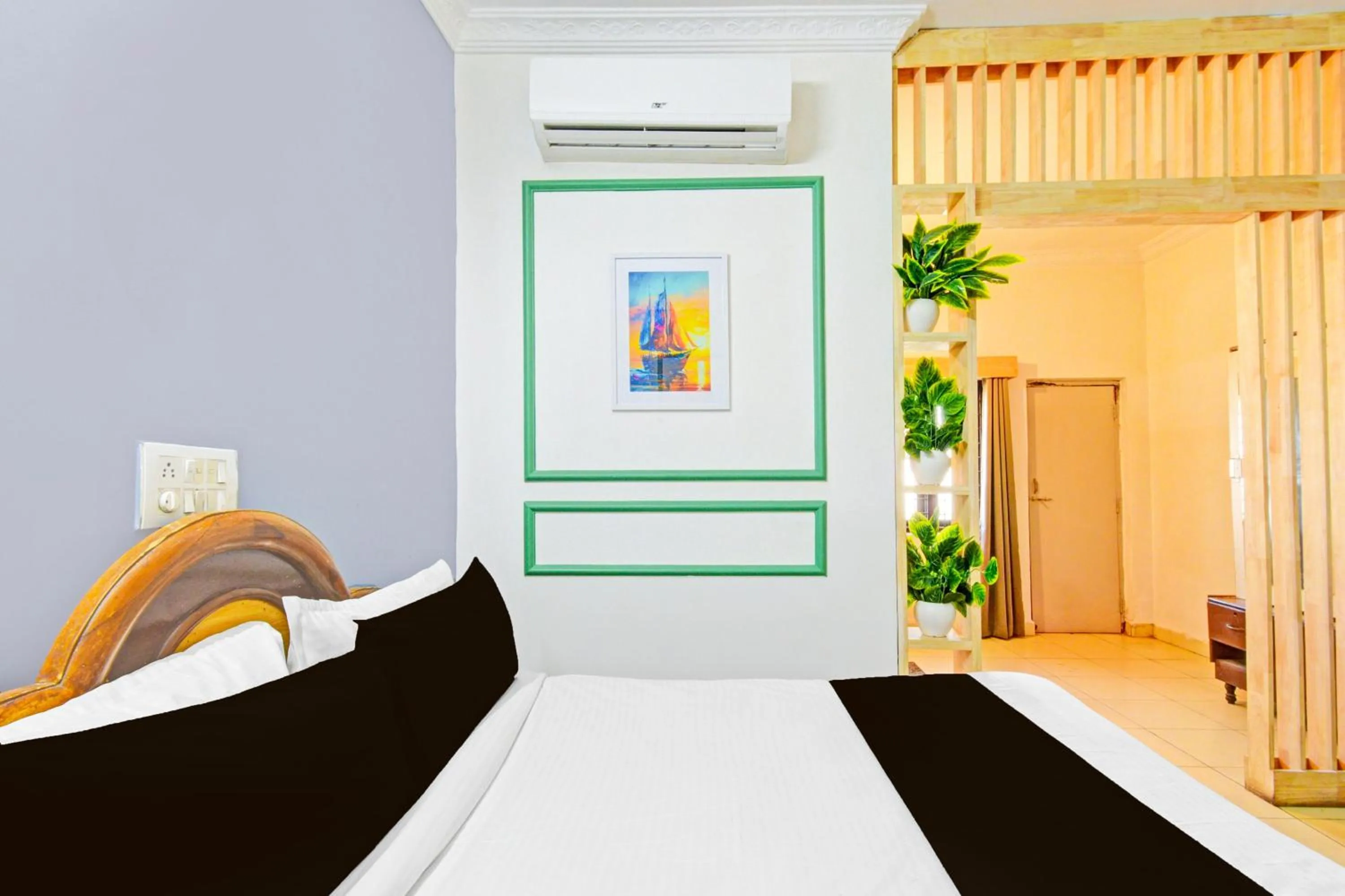 Bedroom, Bed in Hotel O Sahasra Residency Near Nexus Hyderabad