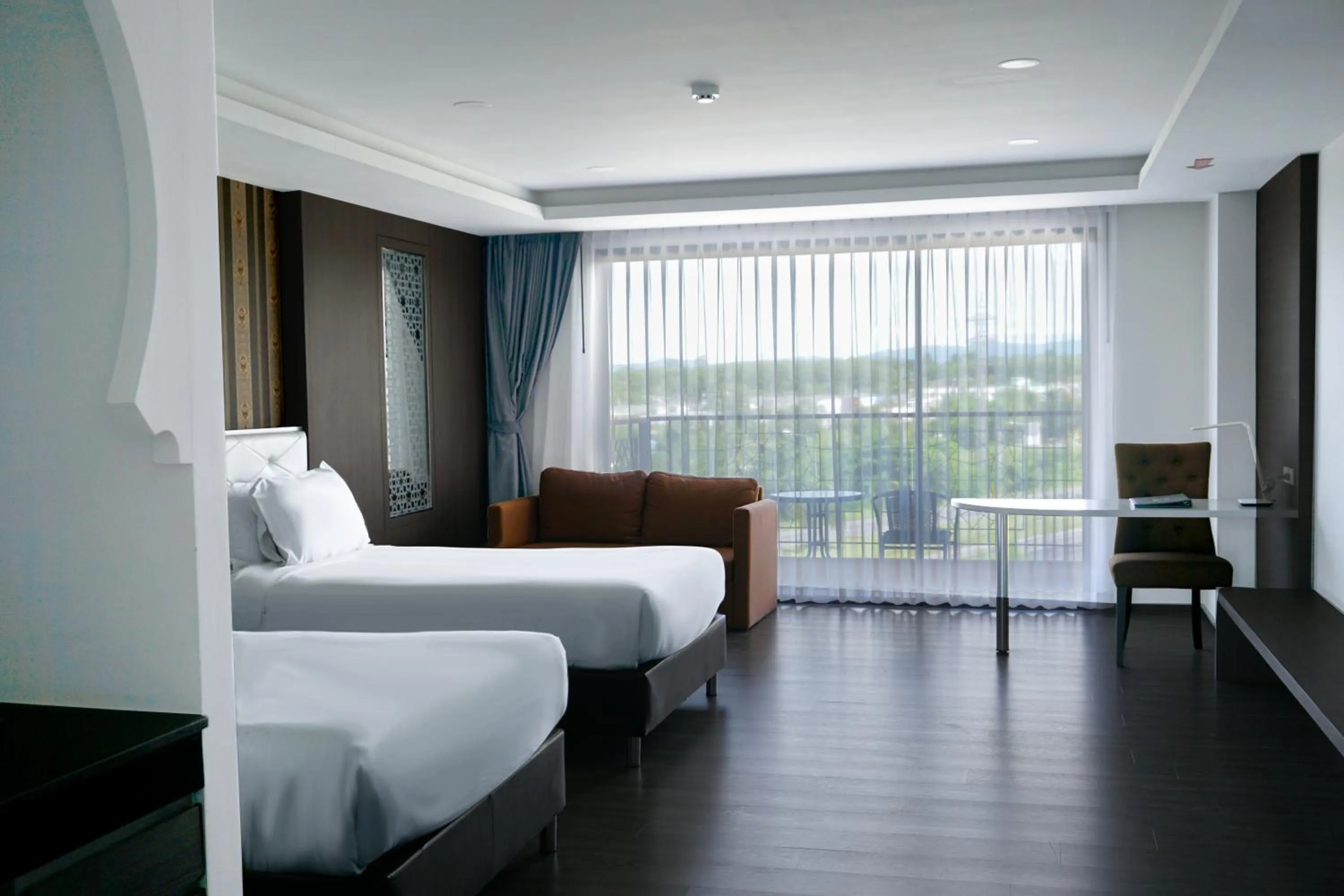 Photo of the whole room in Alfahad Hotel