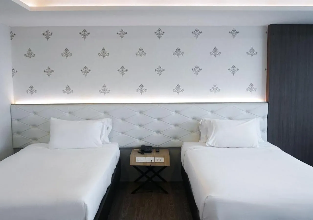 Bed in Alfahad Hotel